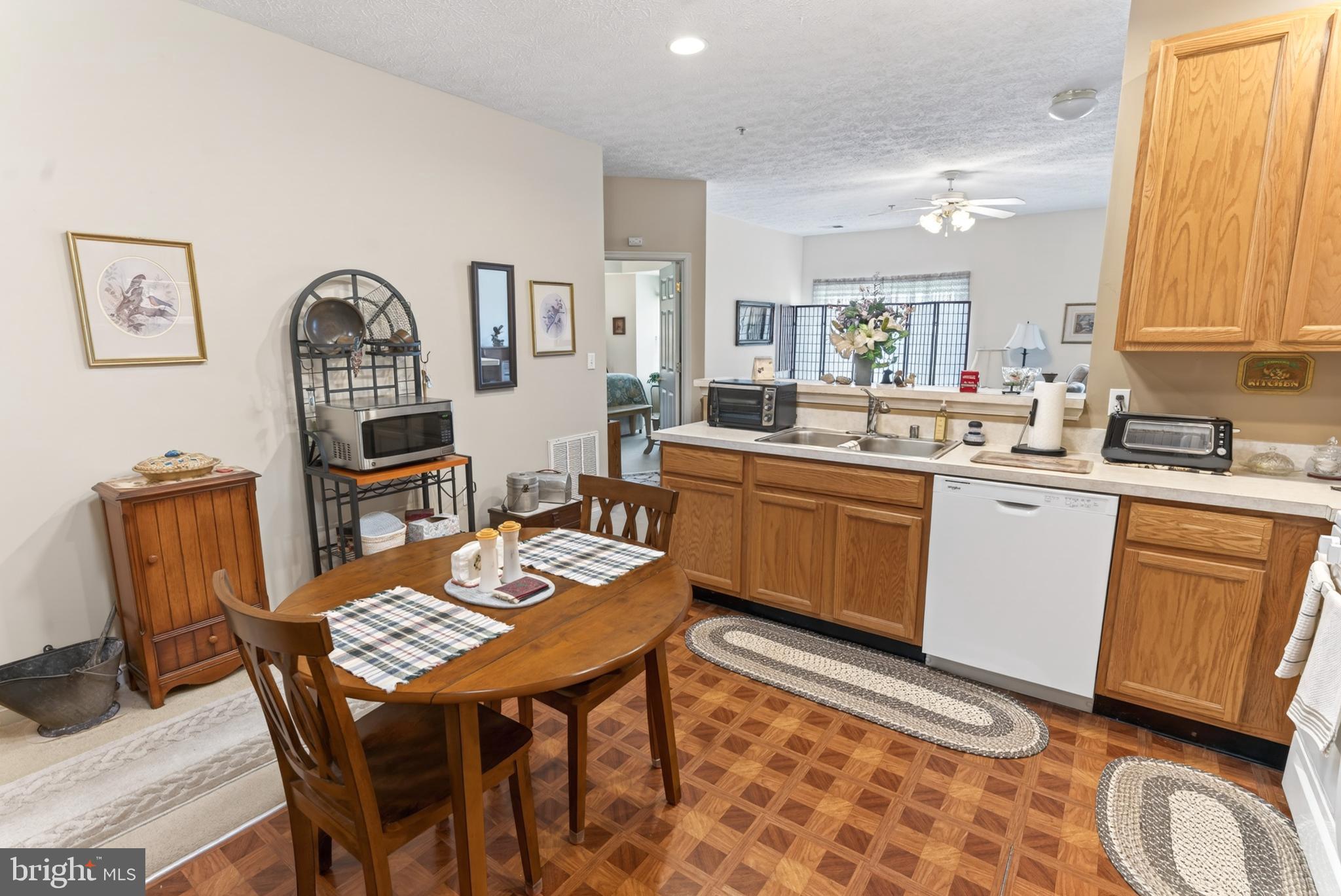 WOOD CREEK GOLF COMM - Residential