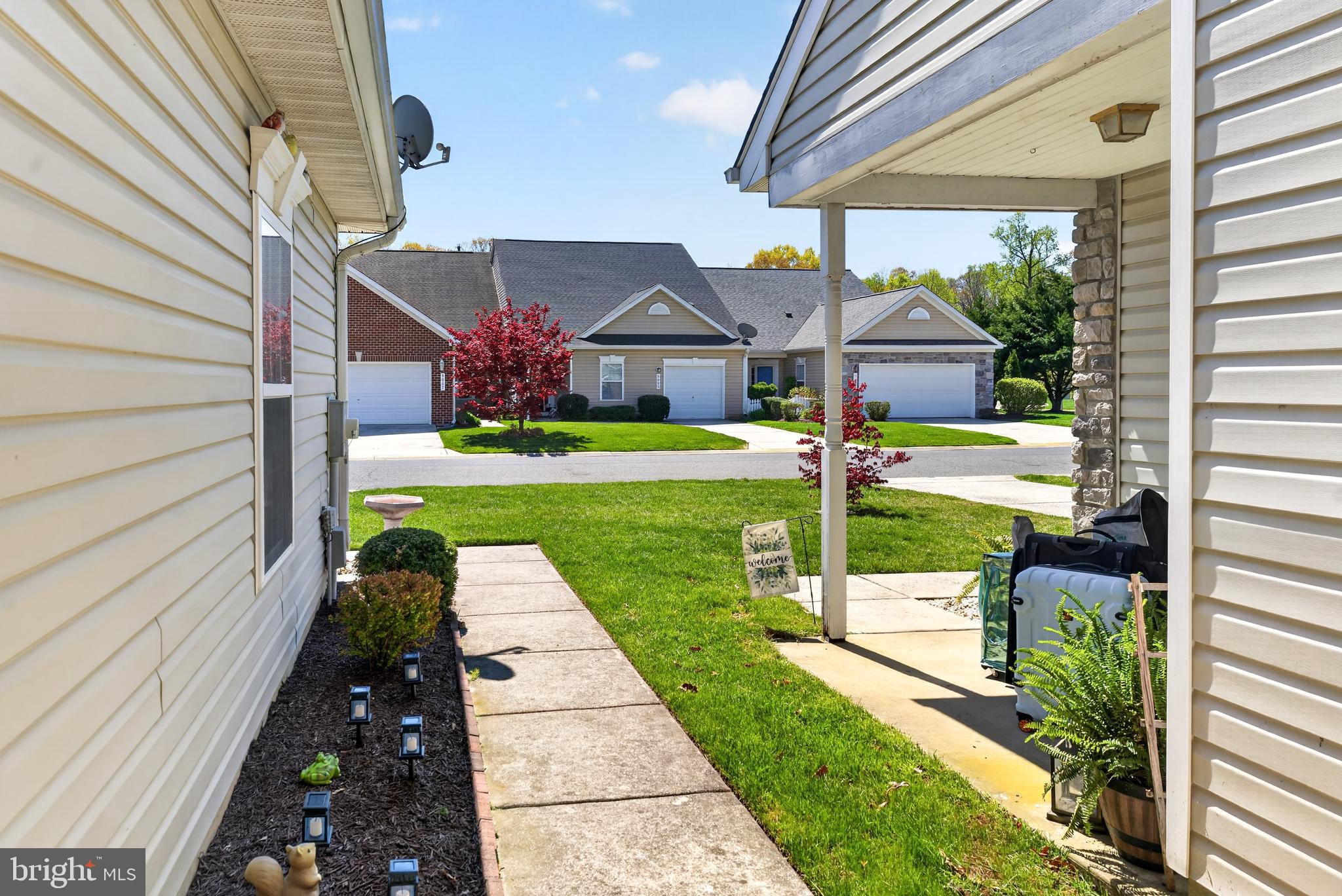 9008 EXECUTIVE CLUB DRIVE