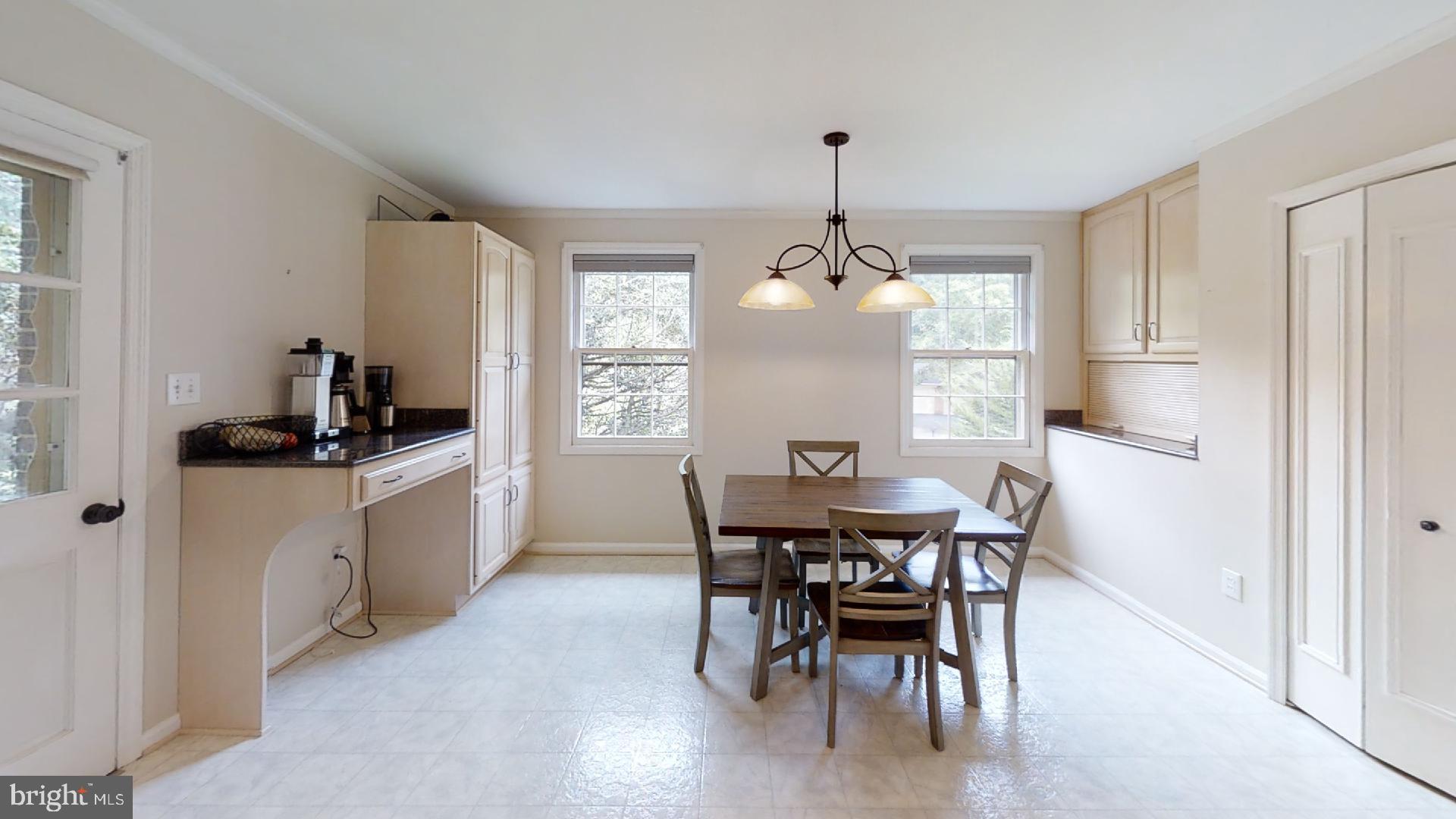 RESTON - Residential Lease