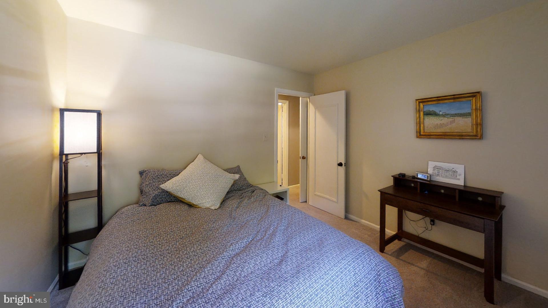 RESTON - Residential Lease