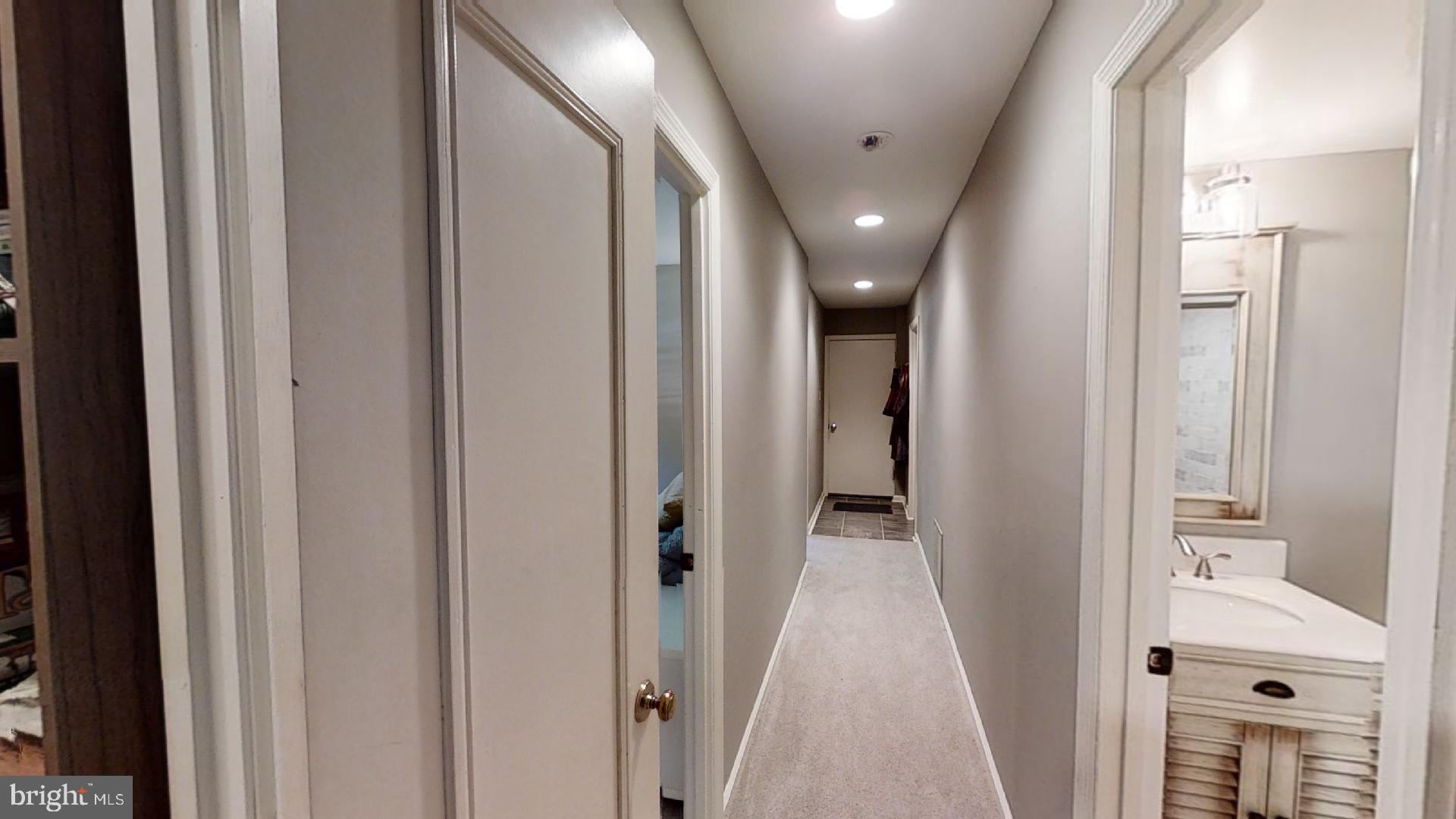 RESTON - Residential Lease