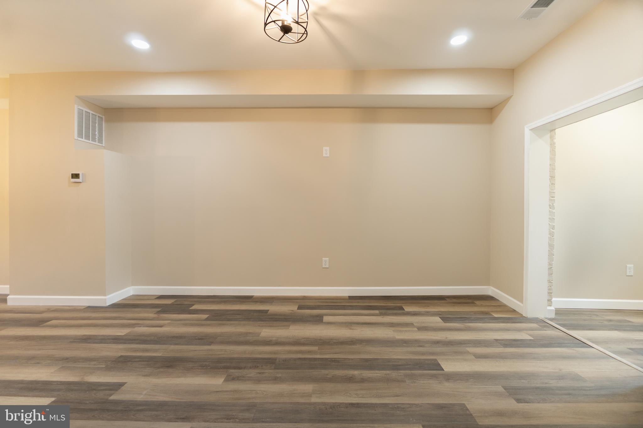 LUCILLE PARK - Residential