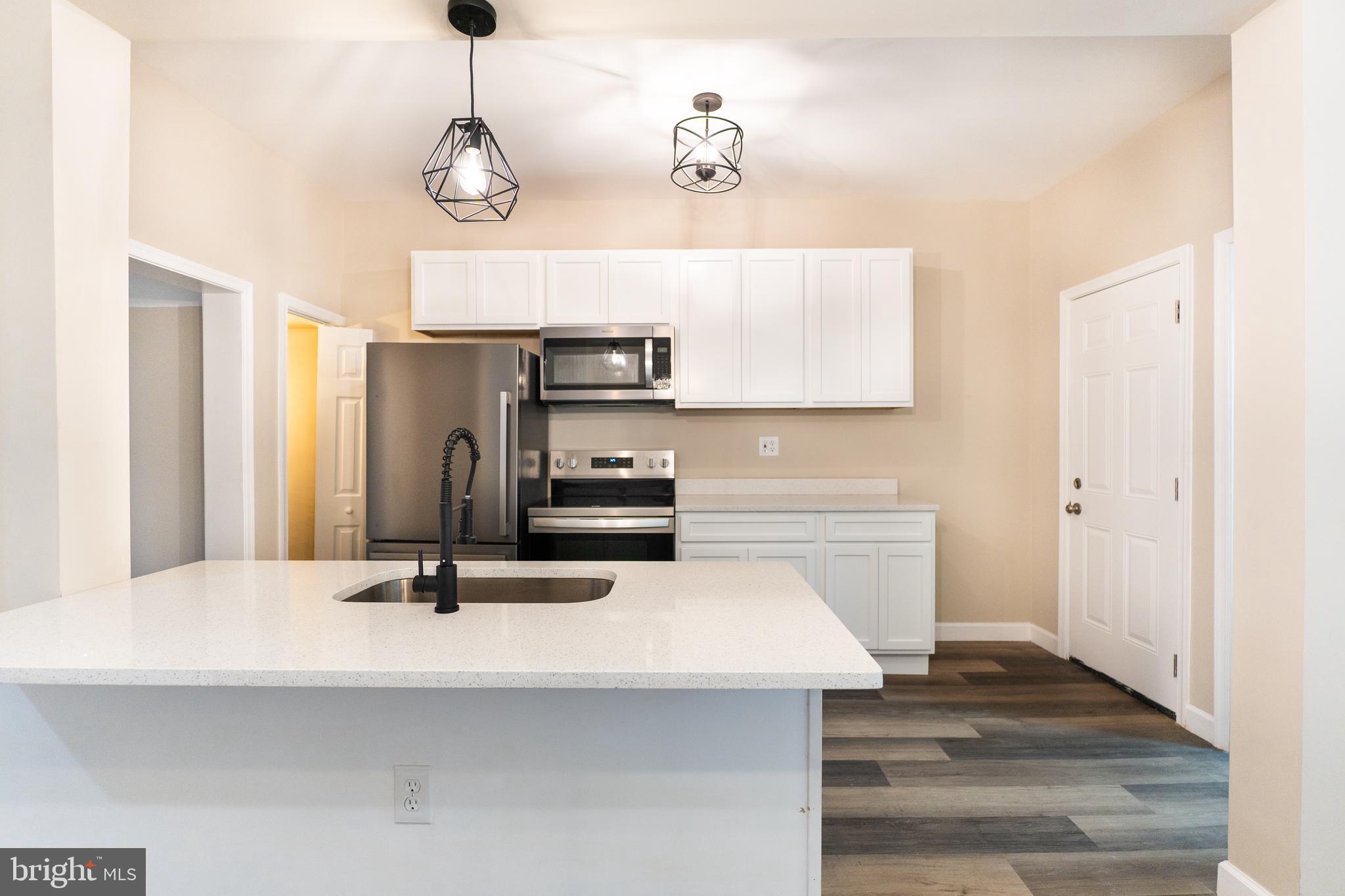 LUCILLE PARK - Residential