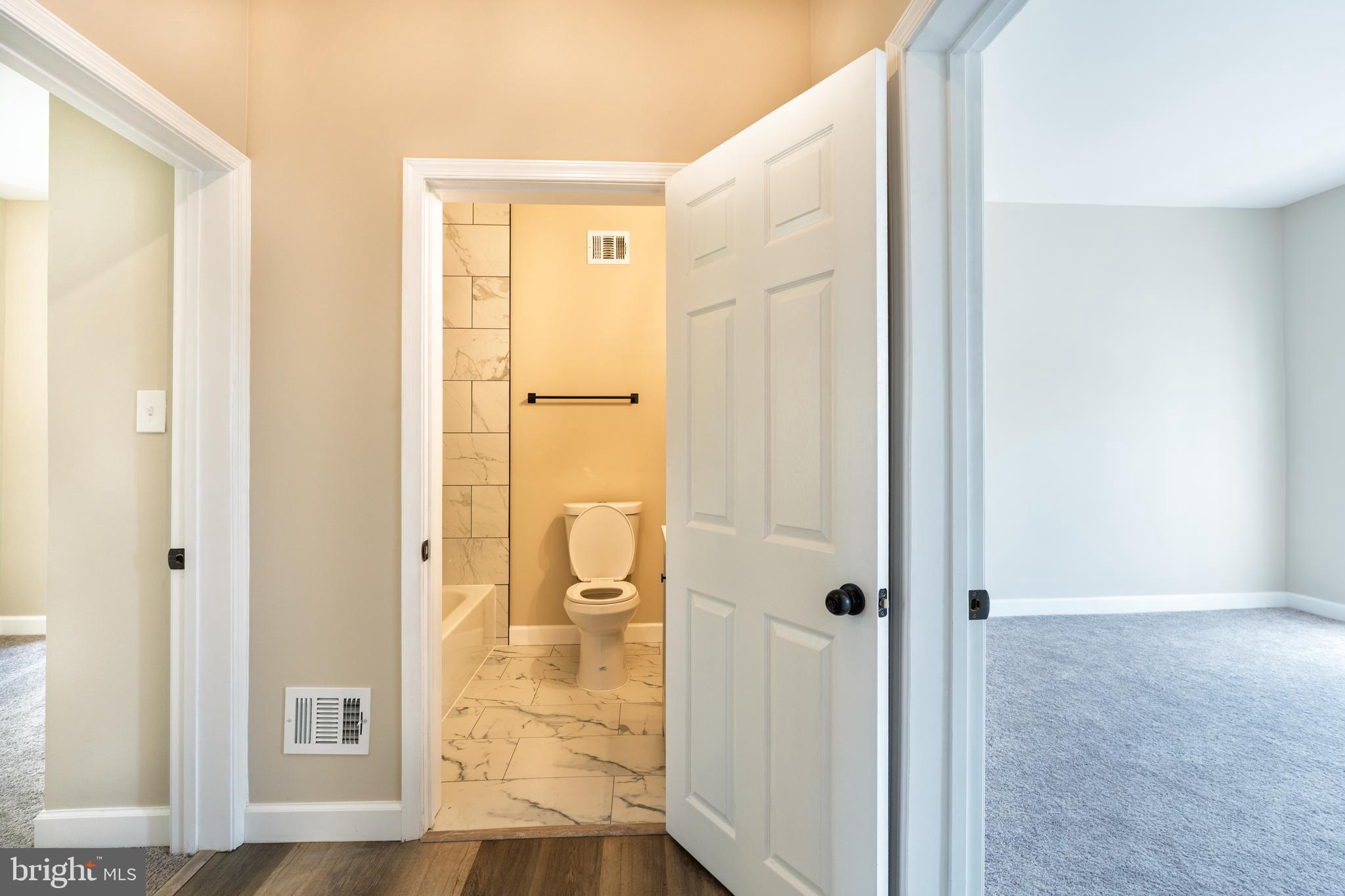 LUCILLE PARK - Residential