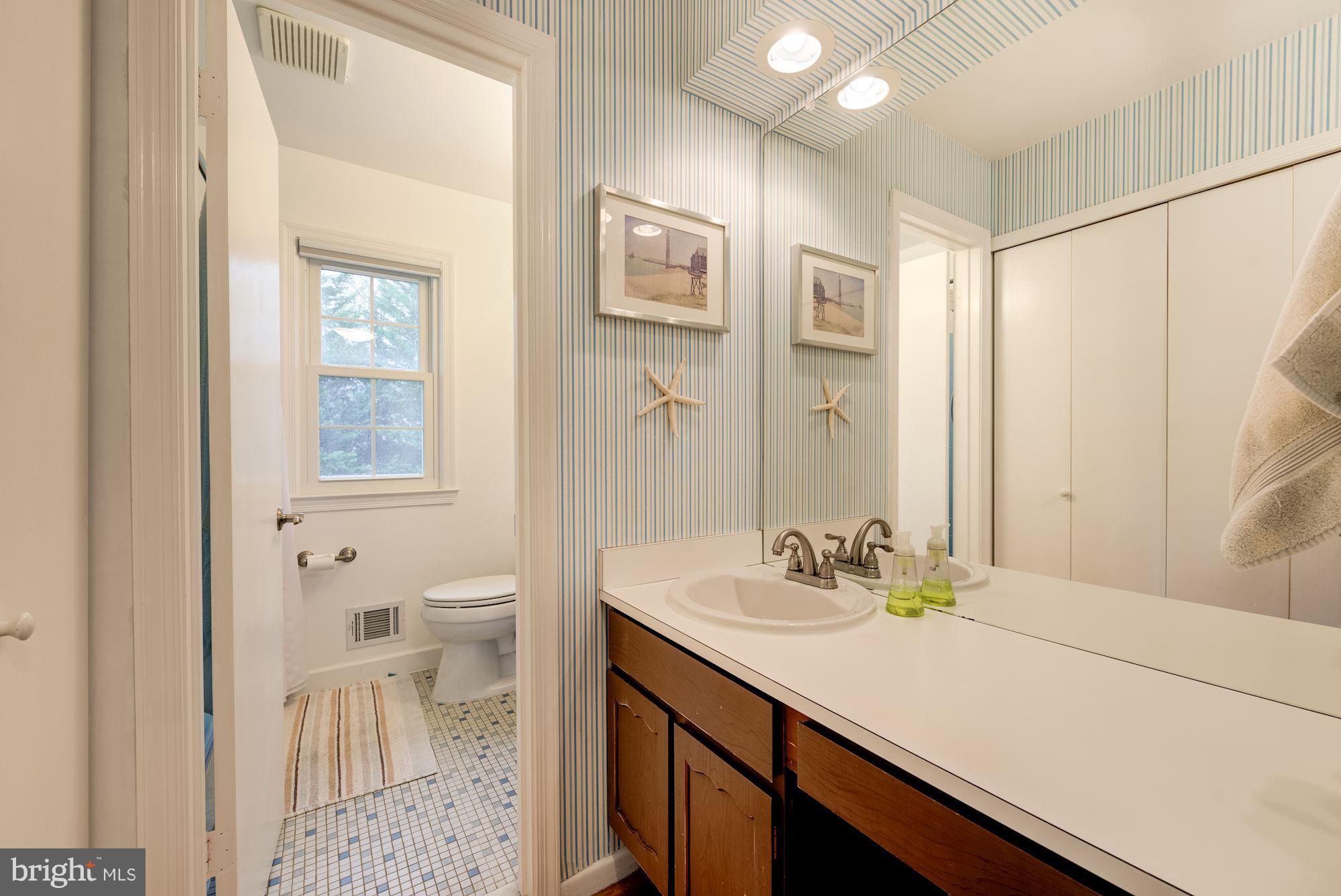 WEST SPRINGFIELD - Residential