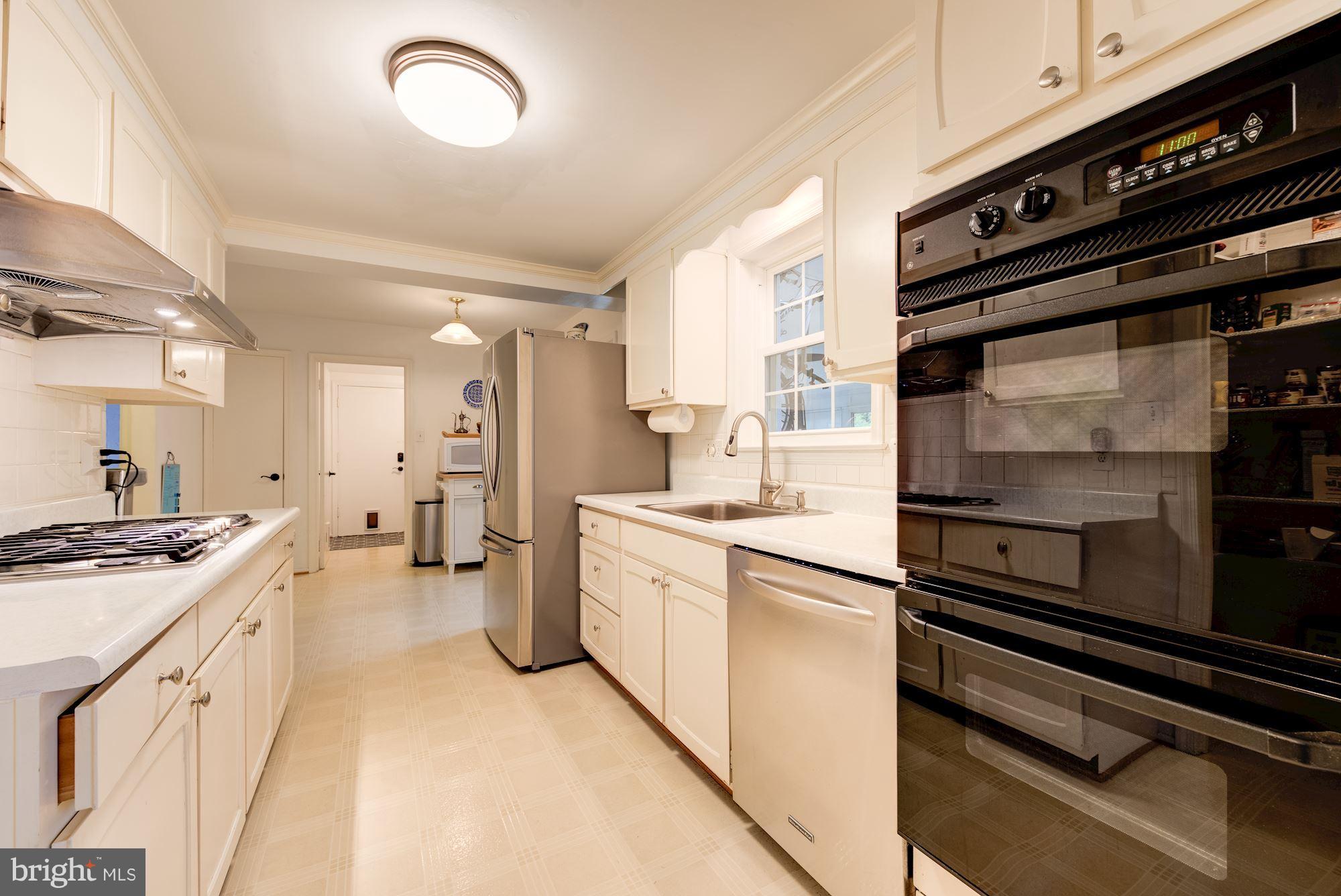 WEST SPRINGFIELD - Residential