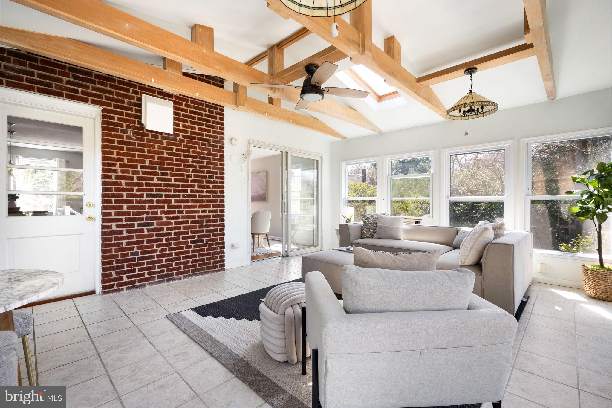 HIGHLAND VIEW PARK - Residential