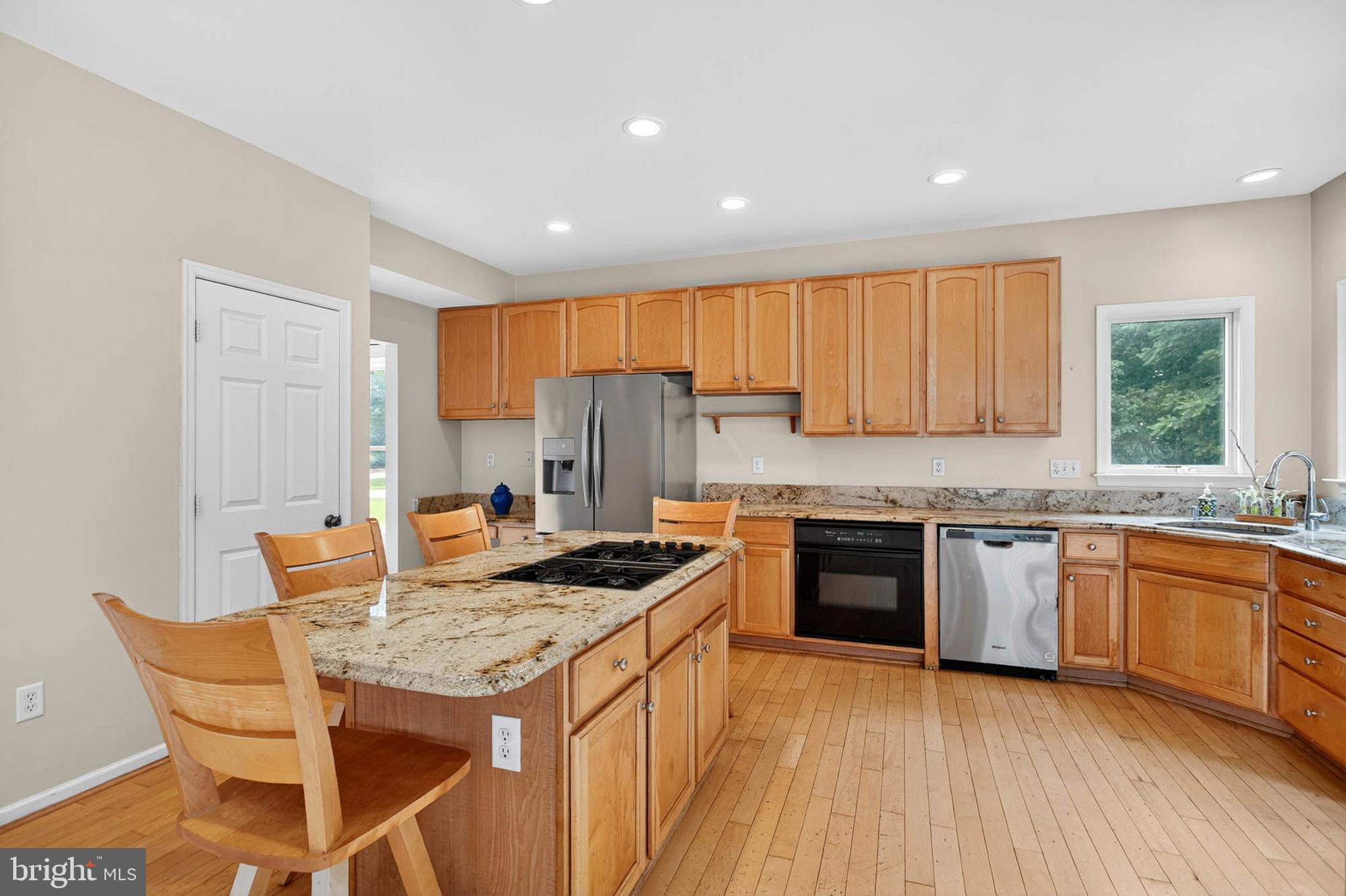 RIVER HILL - Residential