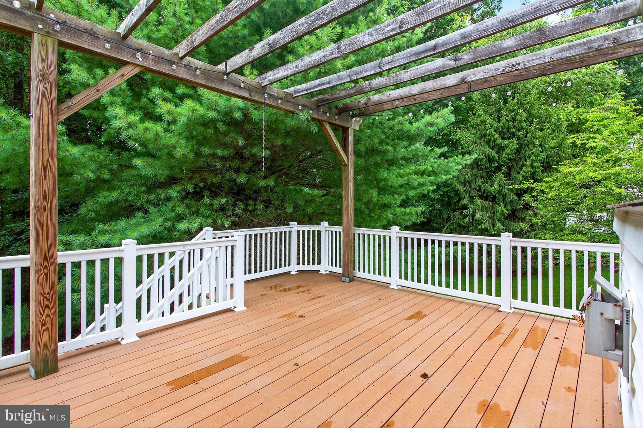 RIVER HILL - Residential