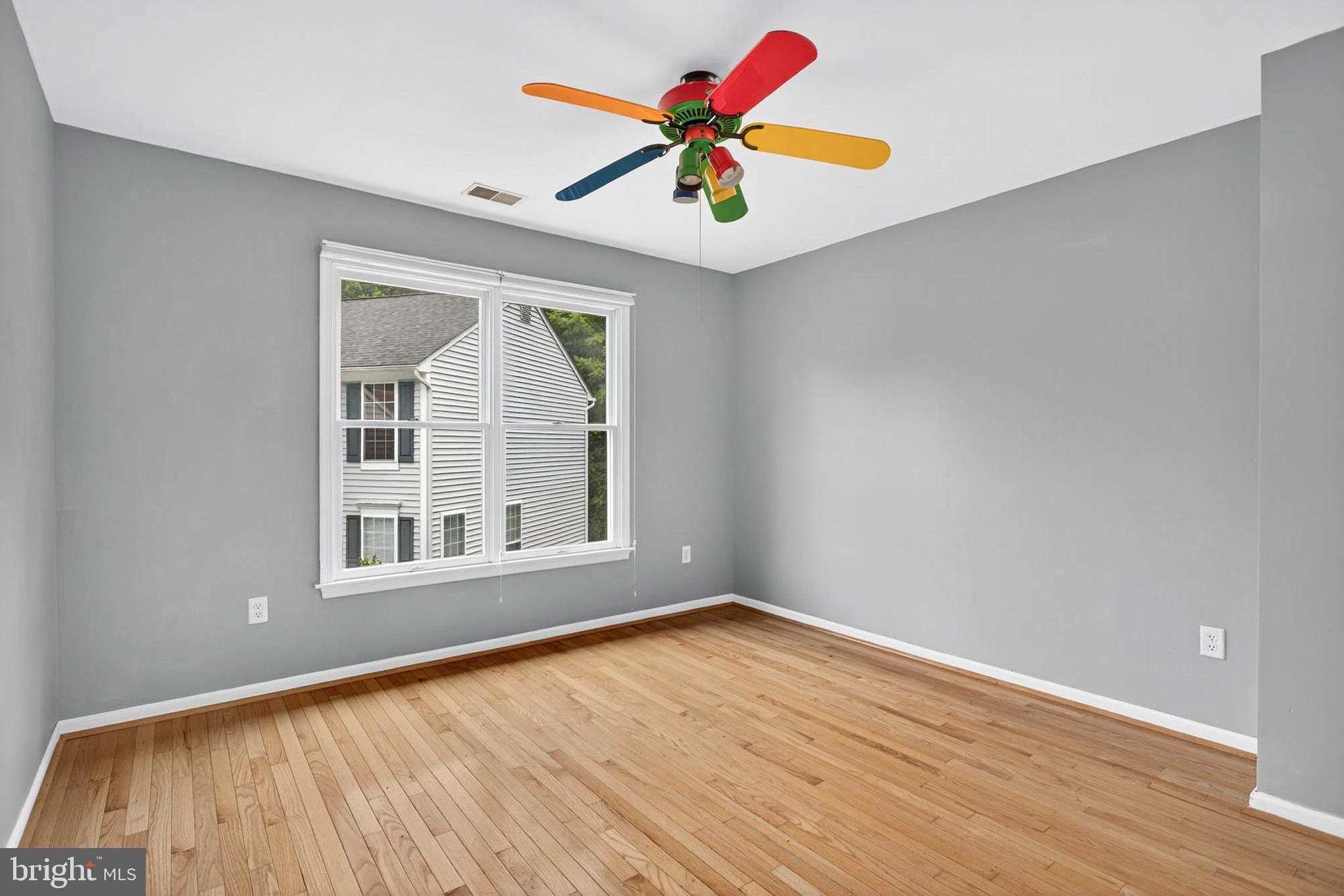 RIVER HILL - Residential