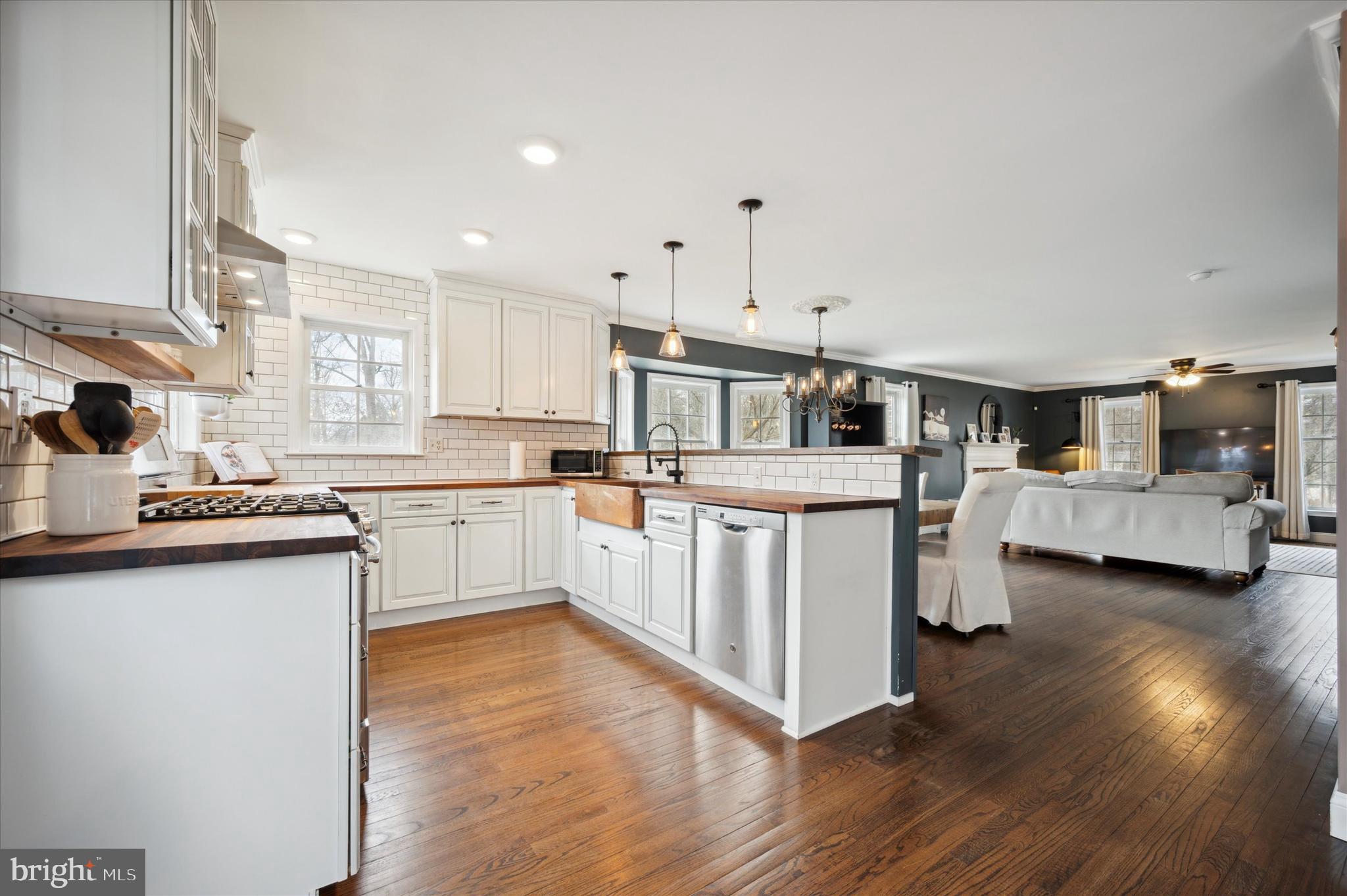 COLLEGE PARK - Residential