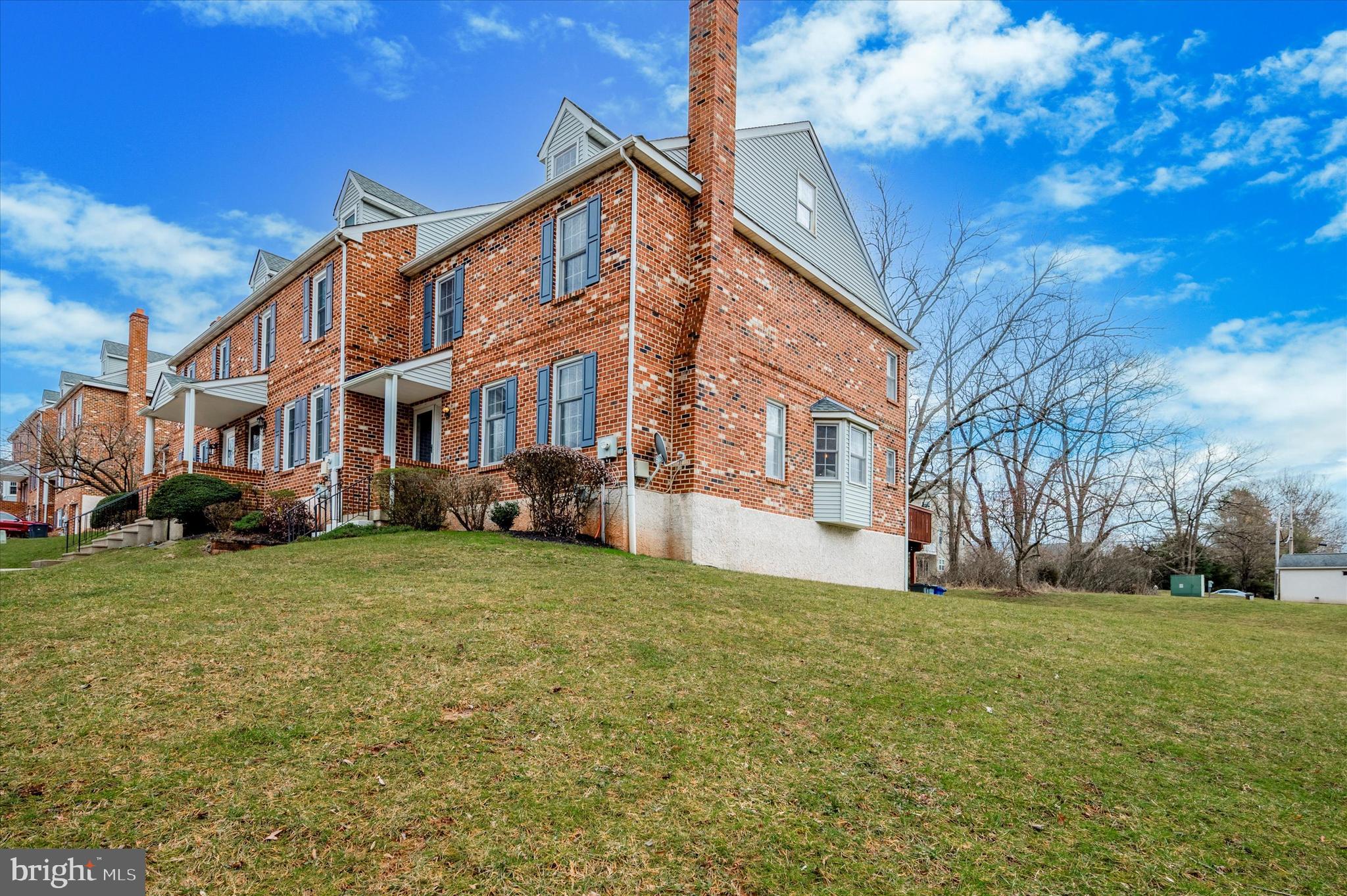 COLLEGE PARK - Residential