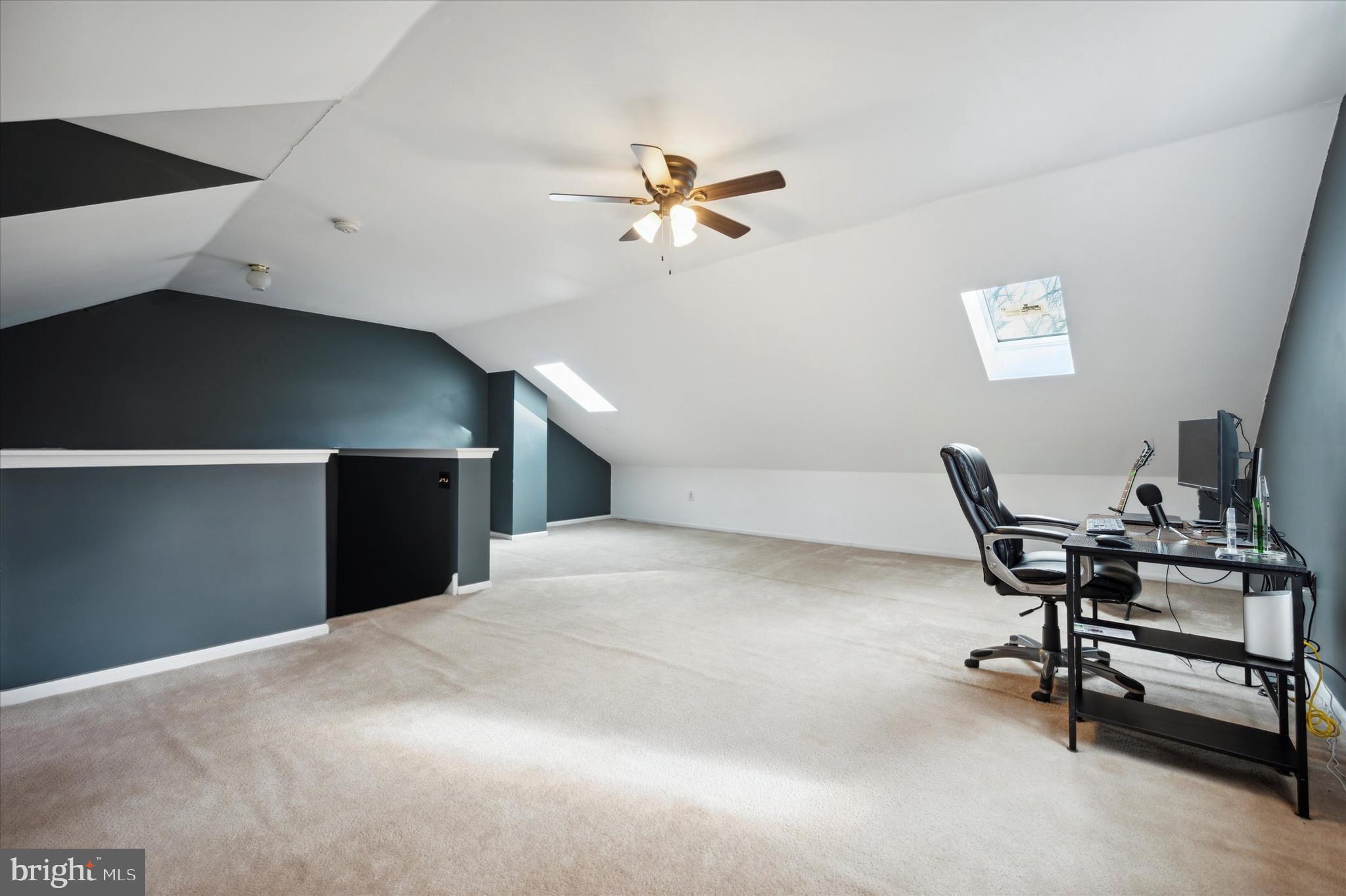 COLLEGE PARK - Residential