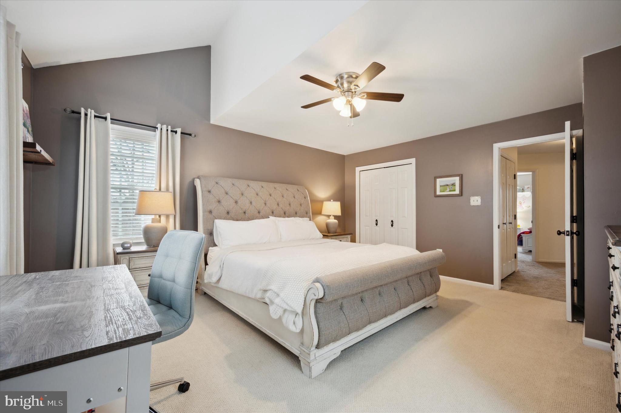 COLLEGE PARK - Residential