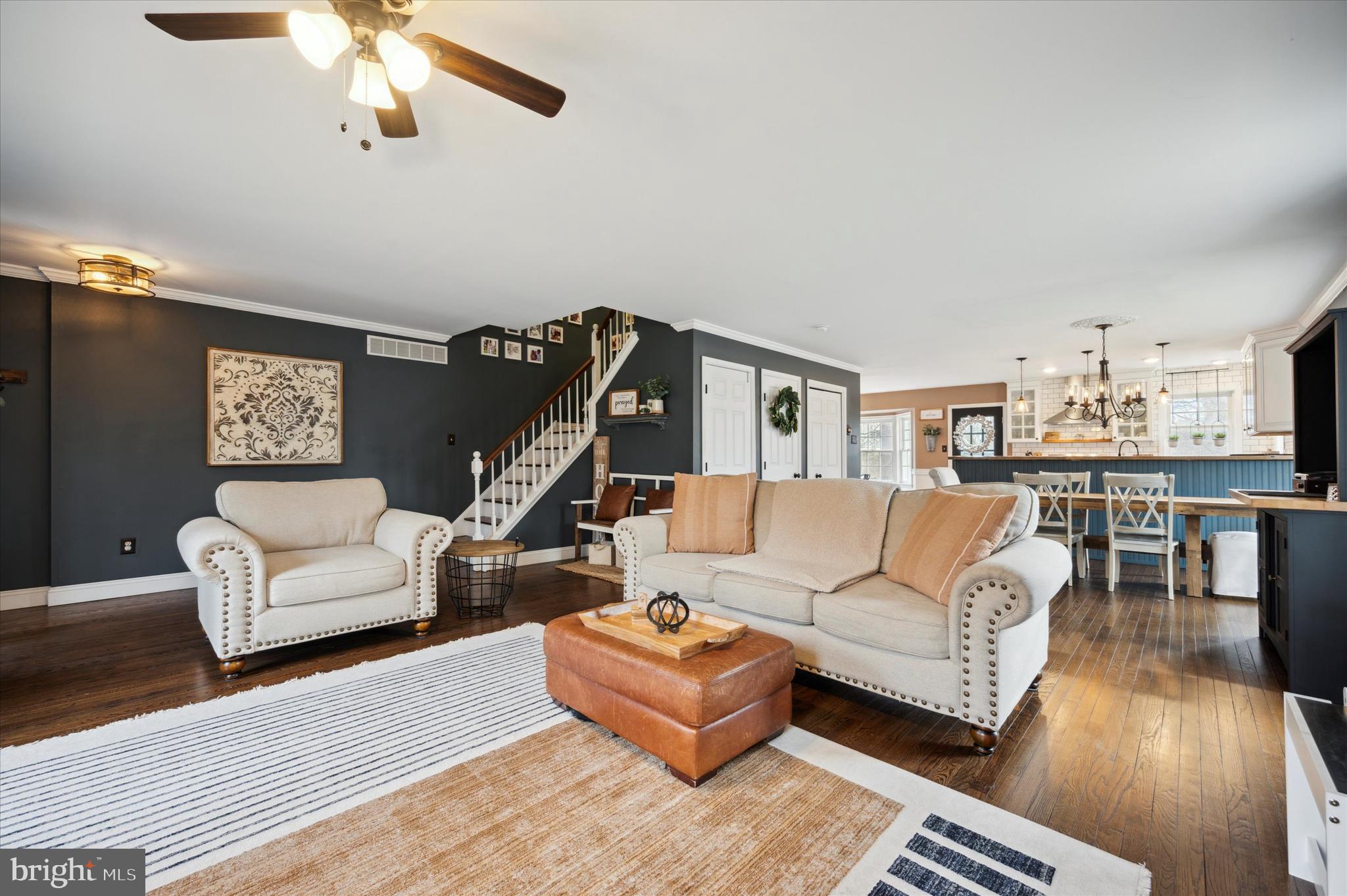 COLLEGE PARK - Residential