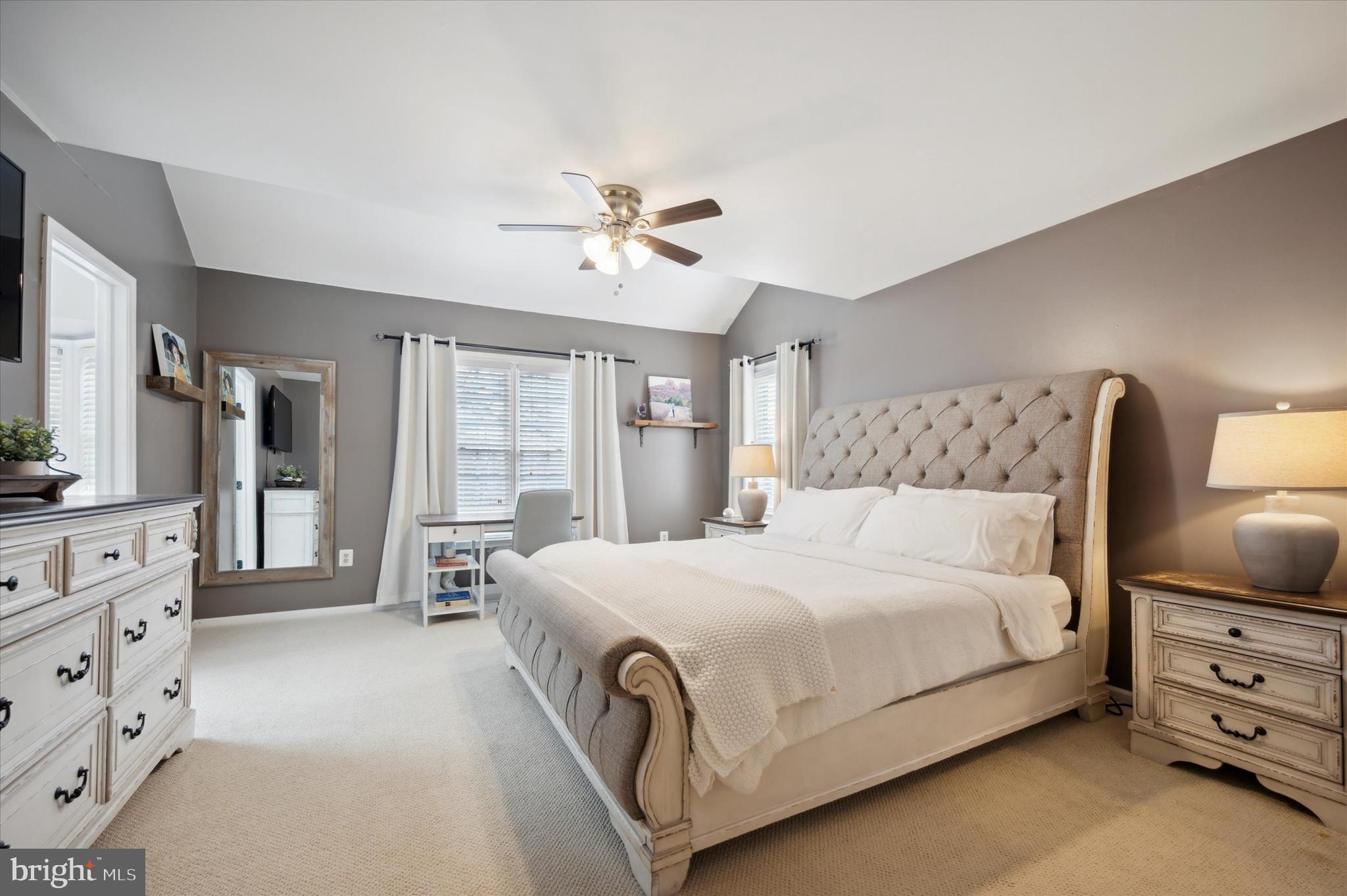 COLLEGE PARK - Residential