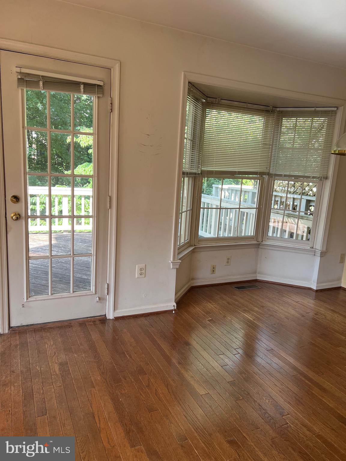 HALSTEAD GLEN - Residential