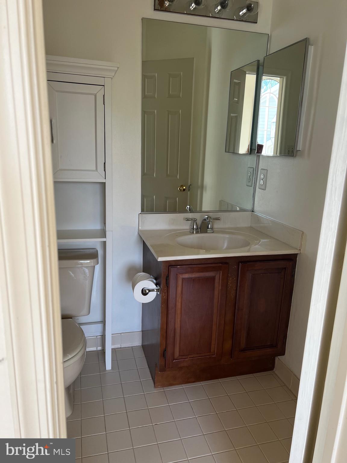 HALSTEAD GLEN - Residential