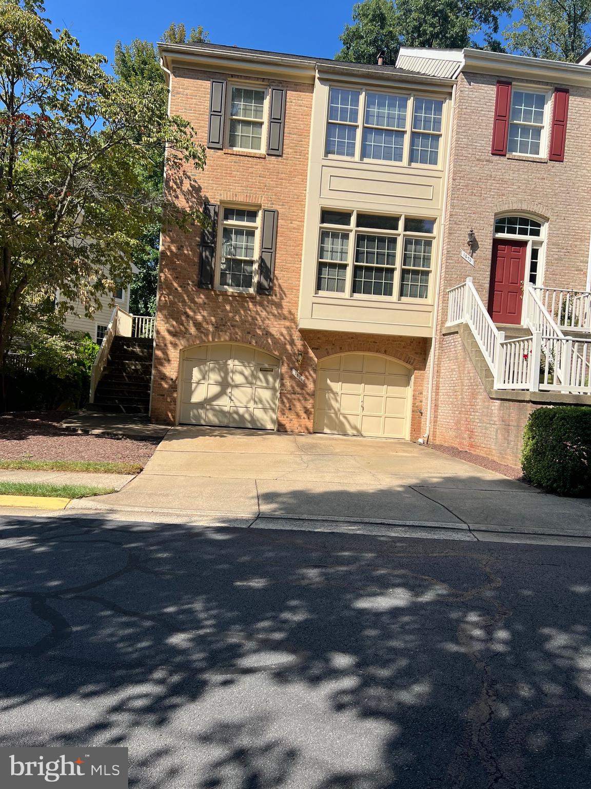 HALSTEAD GLEN - Residential