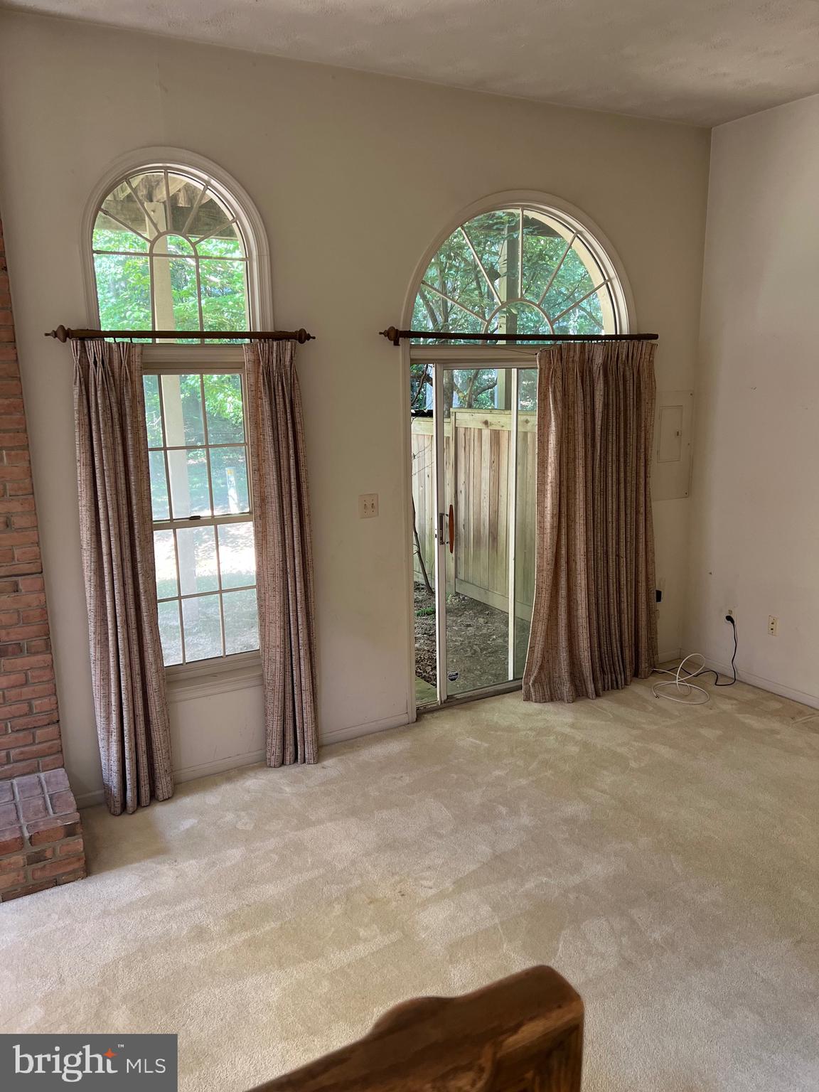 HALSTEAD GLEN - Residential