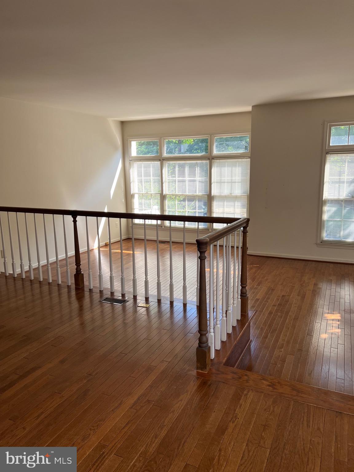 HALSTEAD GLEN - Residential