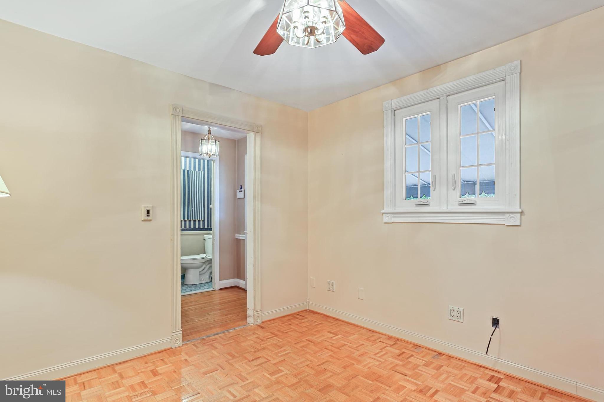 FALLS ROAD - Residential