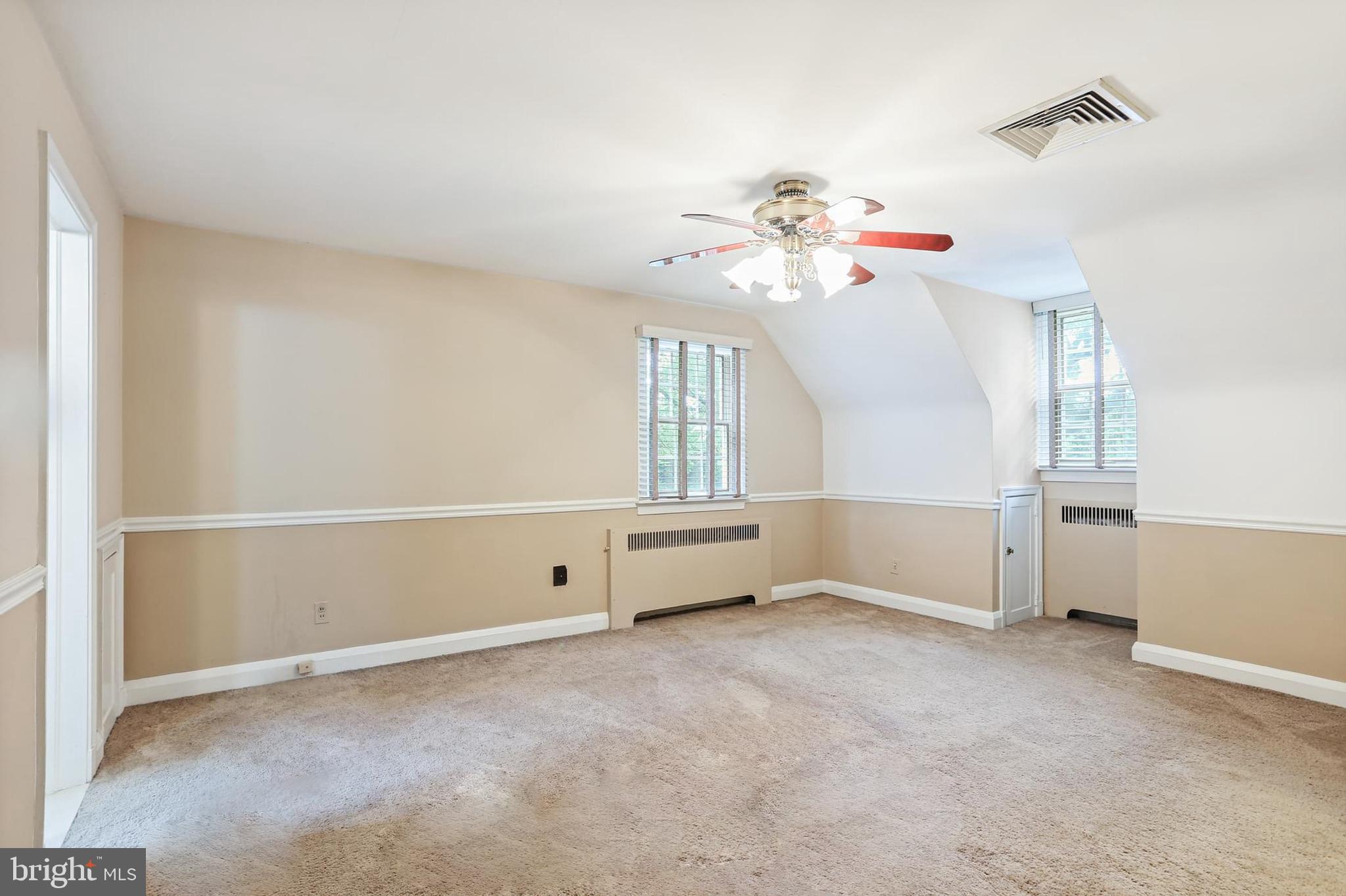 FALLS ROAD - Residential