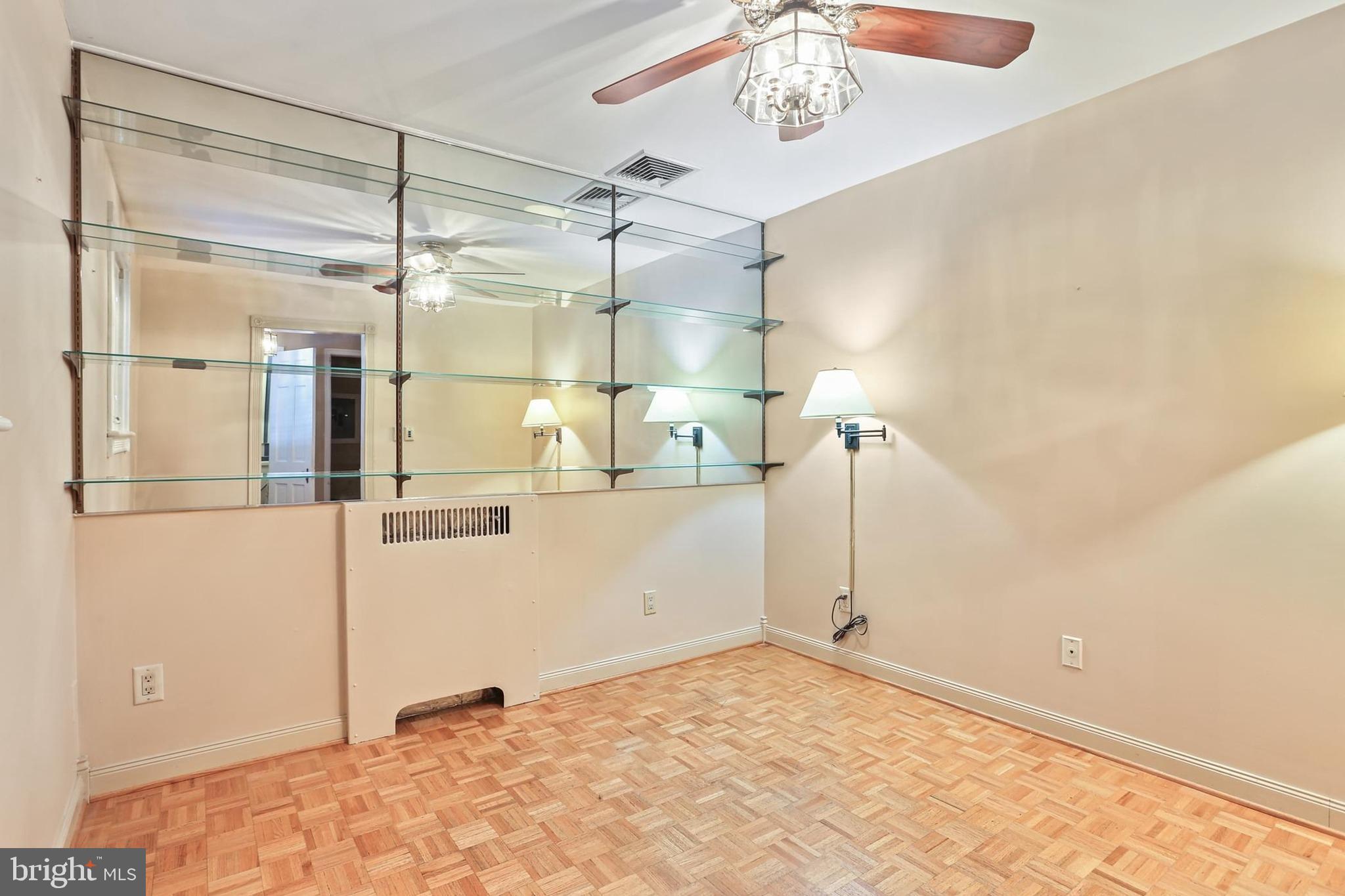 FALLS ROAD - Residential