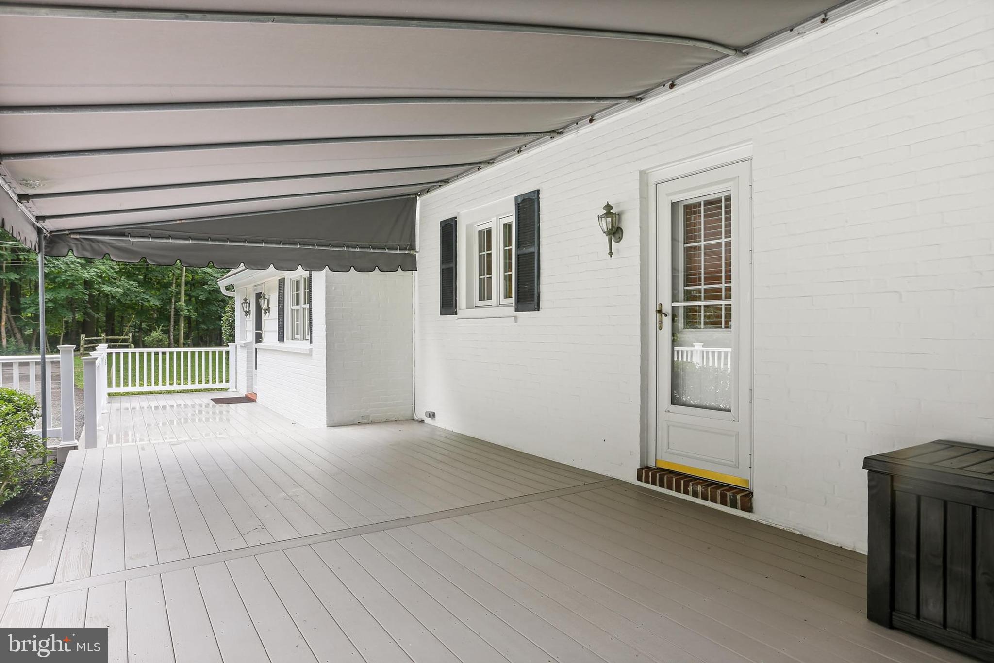 FALLS ROAD - Residential