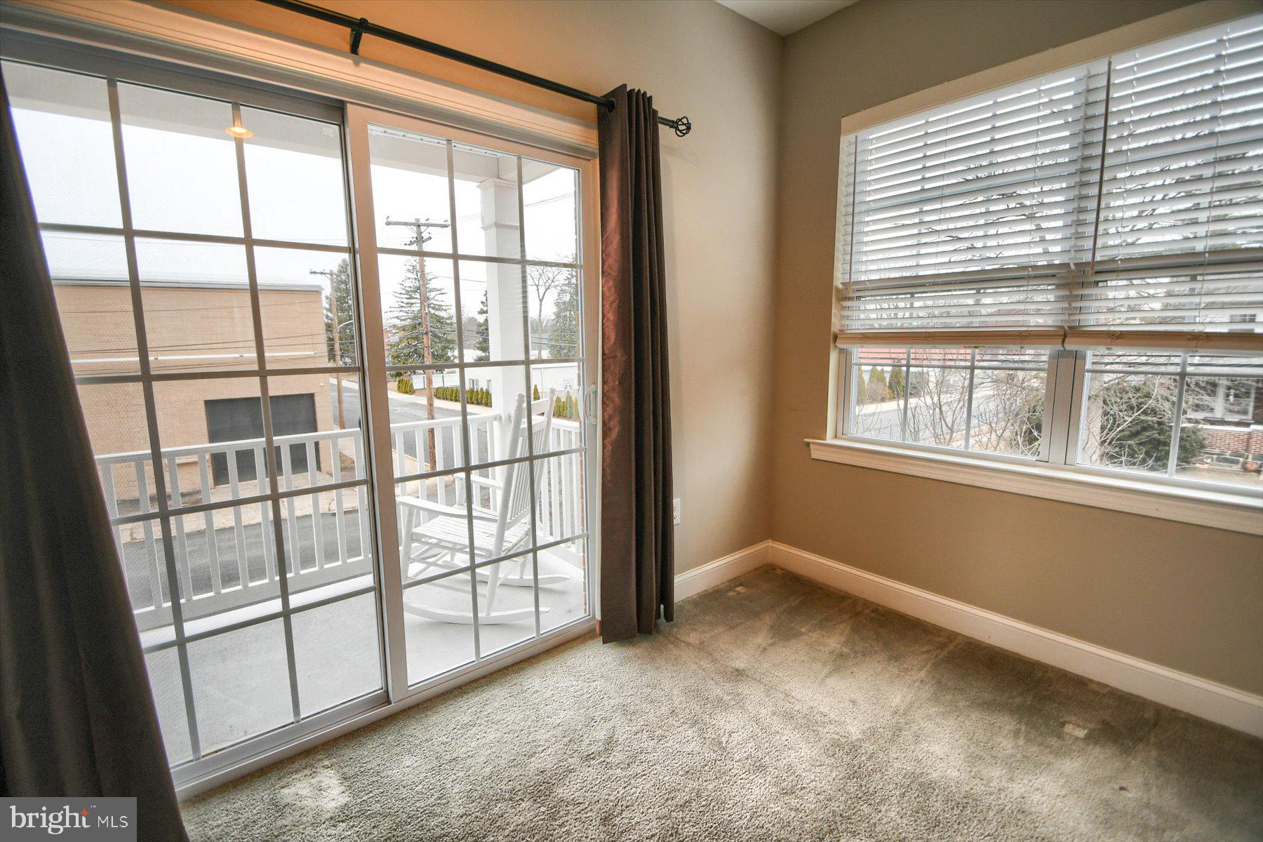 PENN SQ - Residential Lease