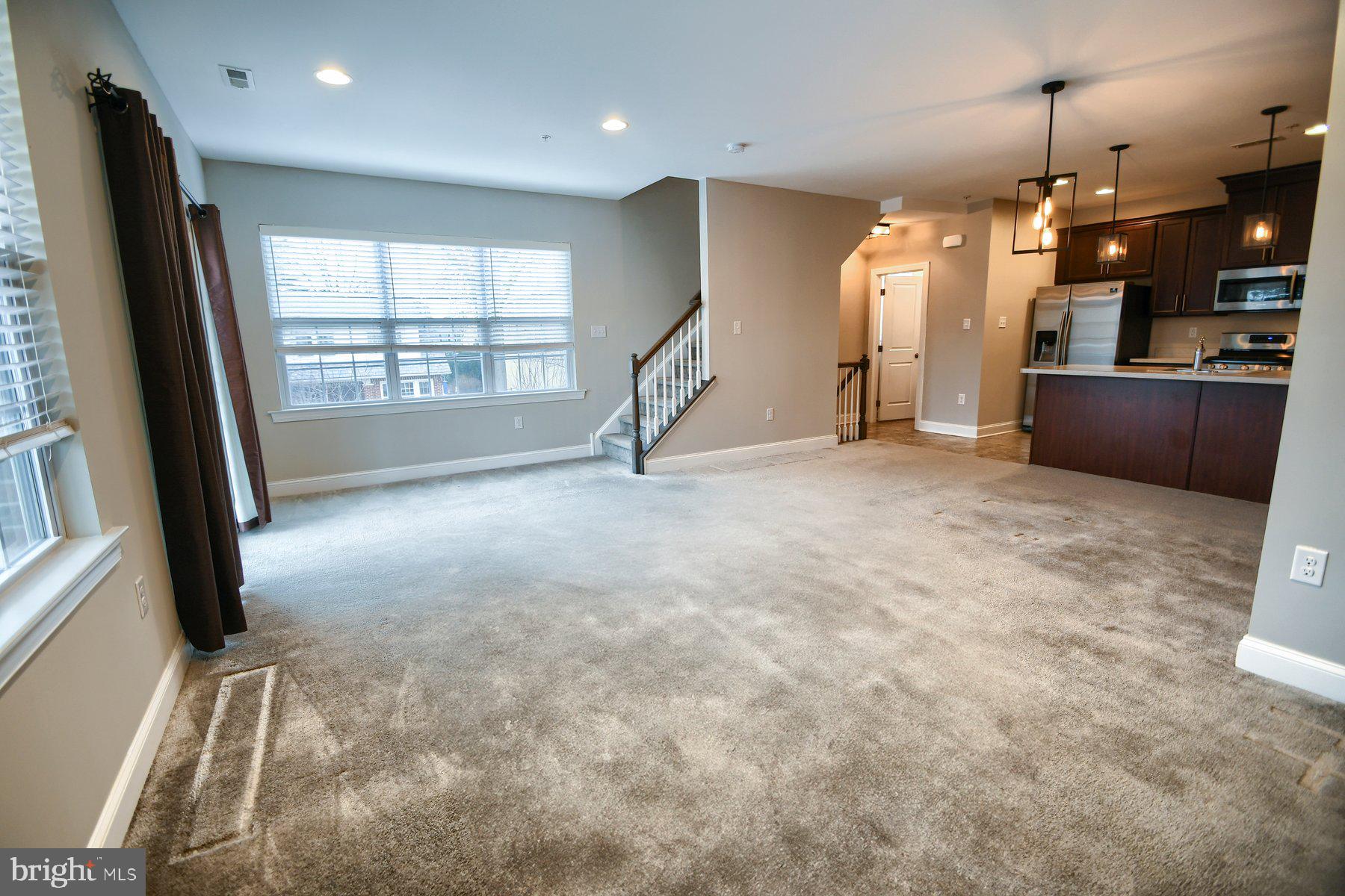 PENN SQ - Residential Lease