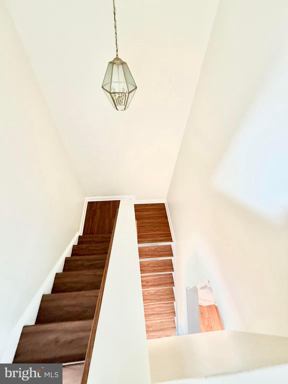 RIVER OAKS - Residential Lease