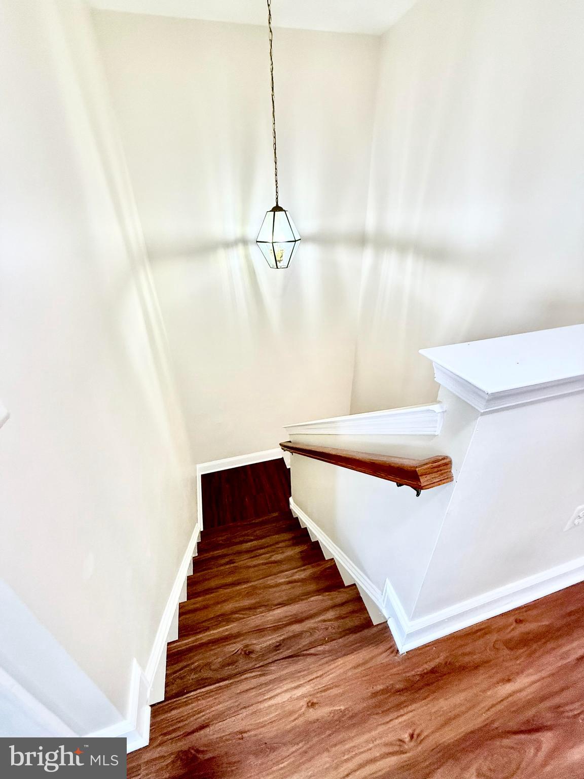 RIVER OAKS - Residential Lease