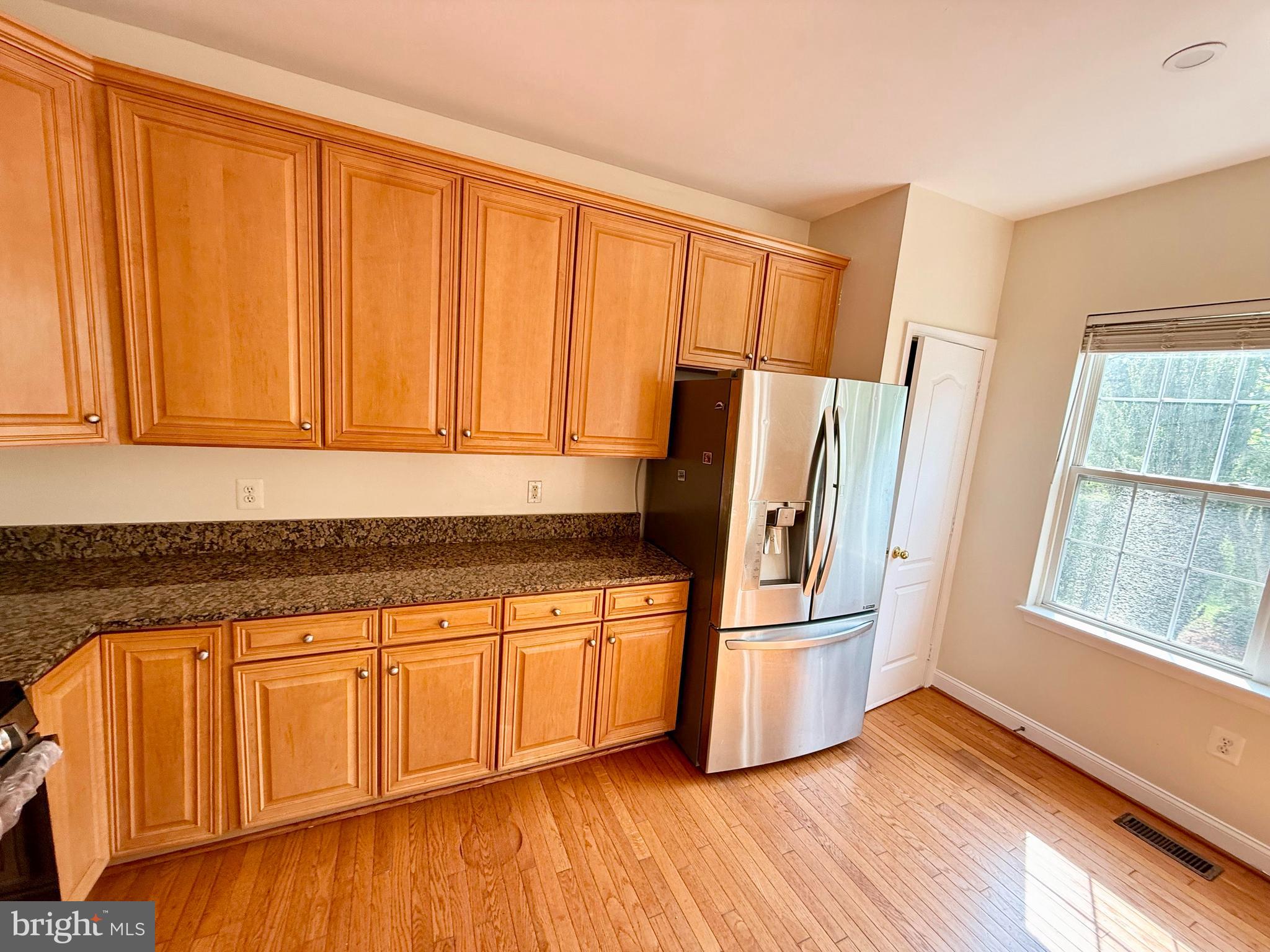 RIVER OAKS - Residential Lease