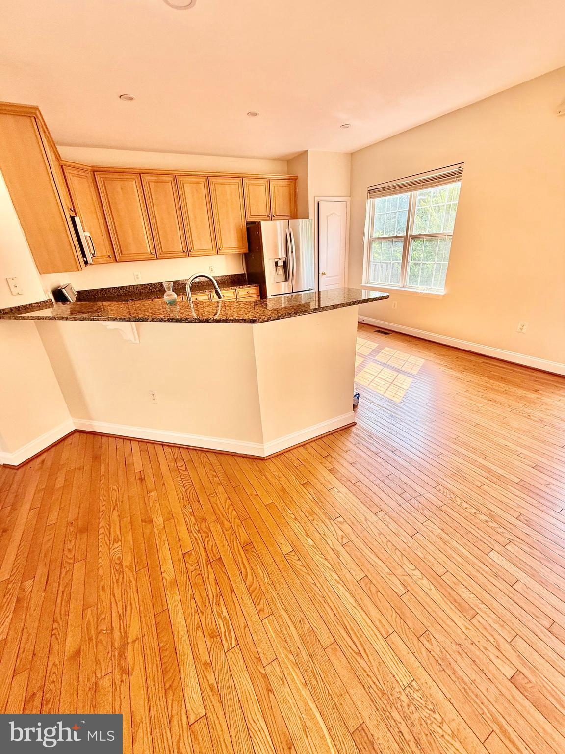 RIVER OAKS - Residential Lease