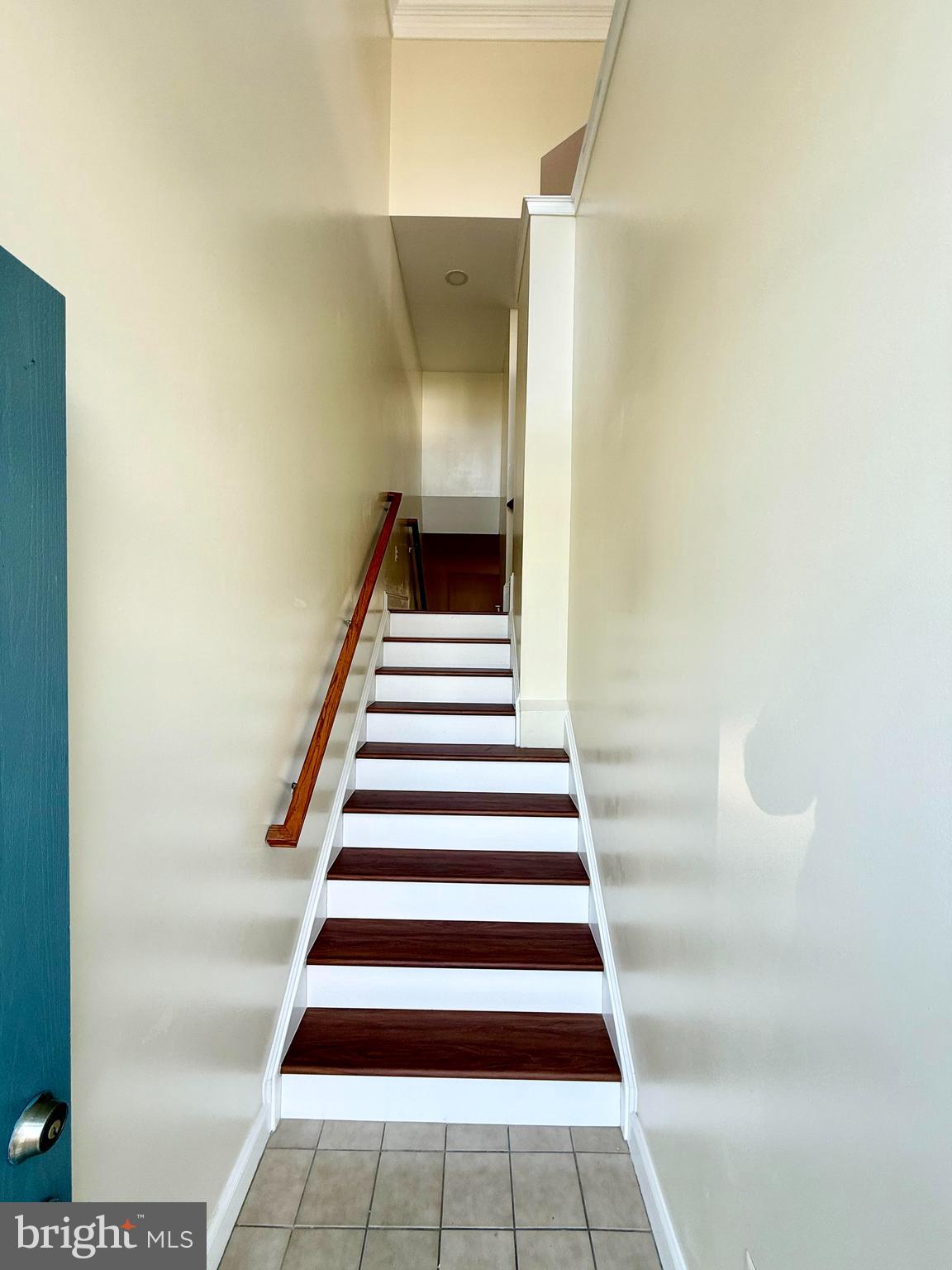 RIVER OAKS - Residential Lease