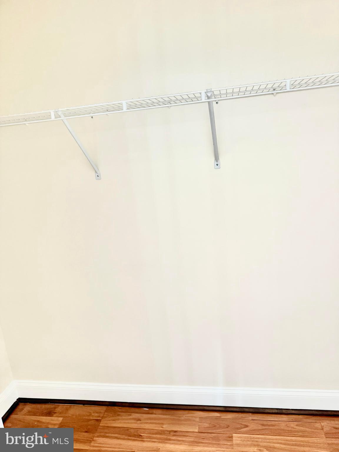 RIVER OAKS - Residential Lease