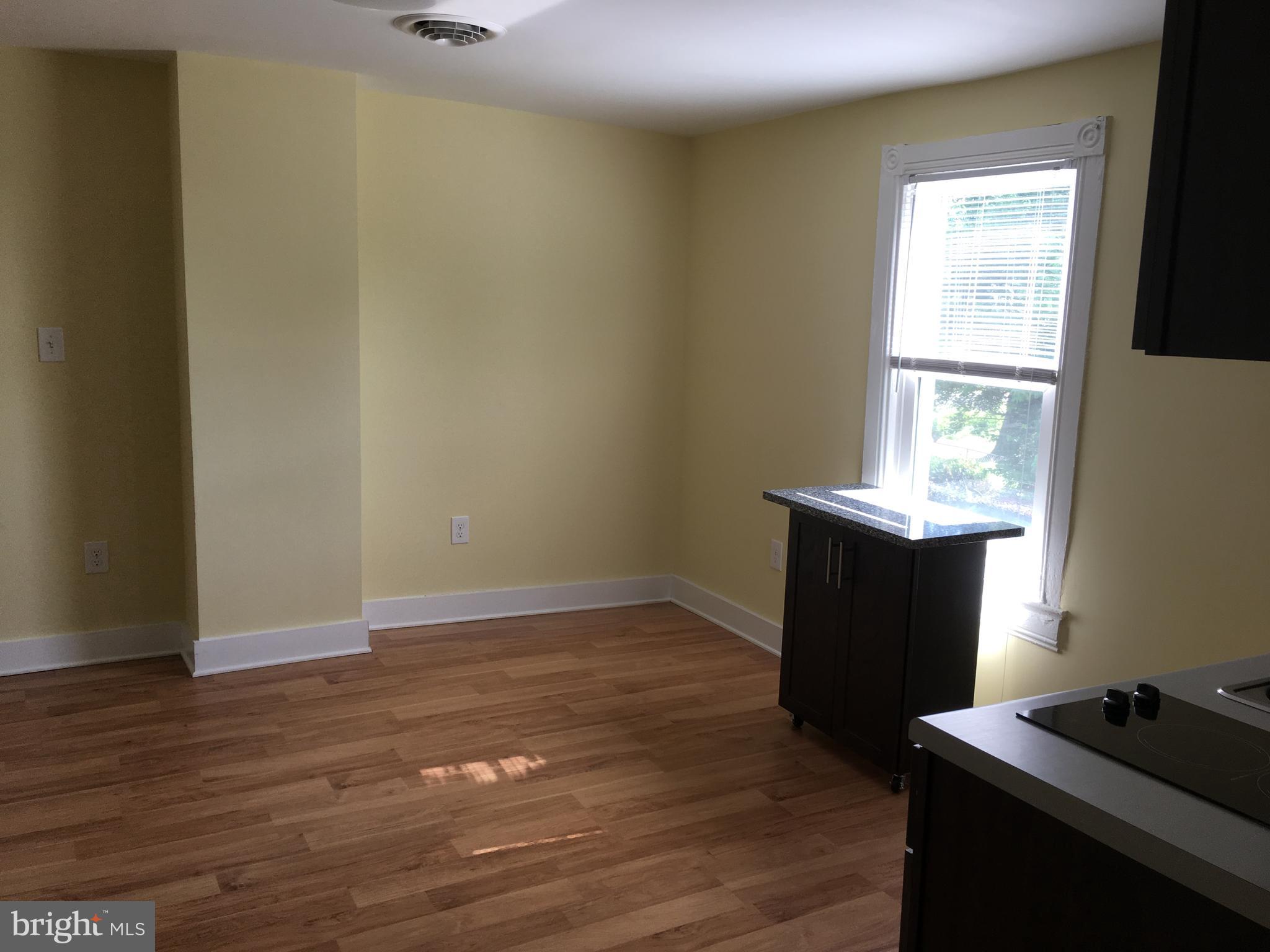 COLONIAL BEACH - Residential Lease