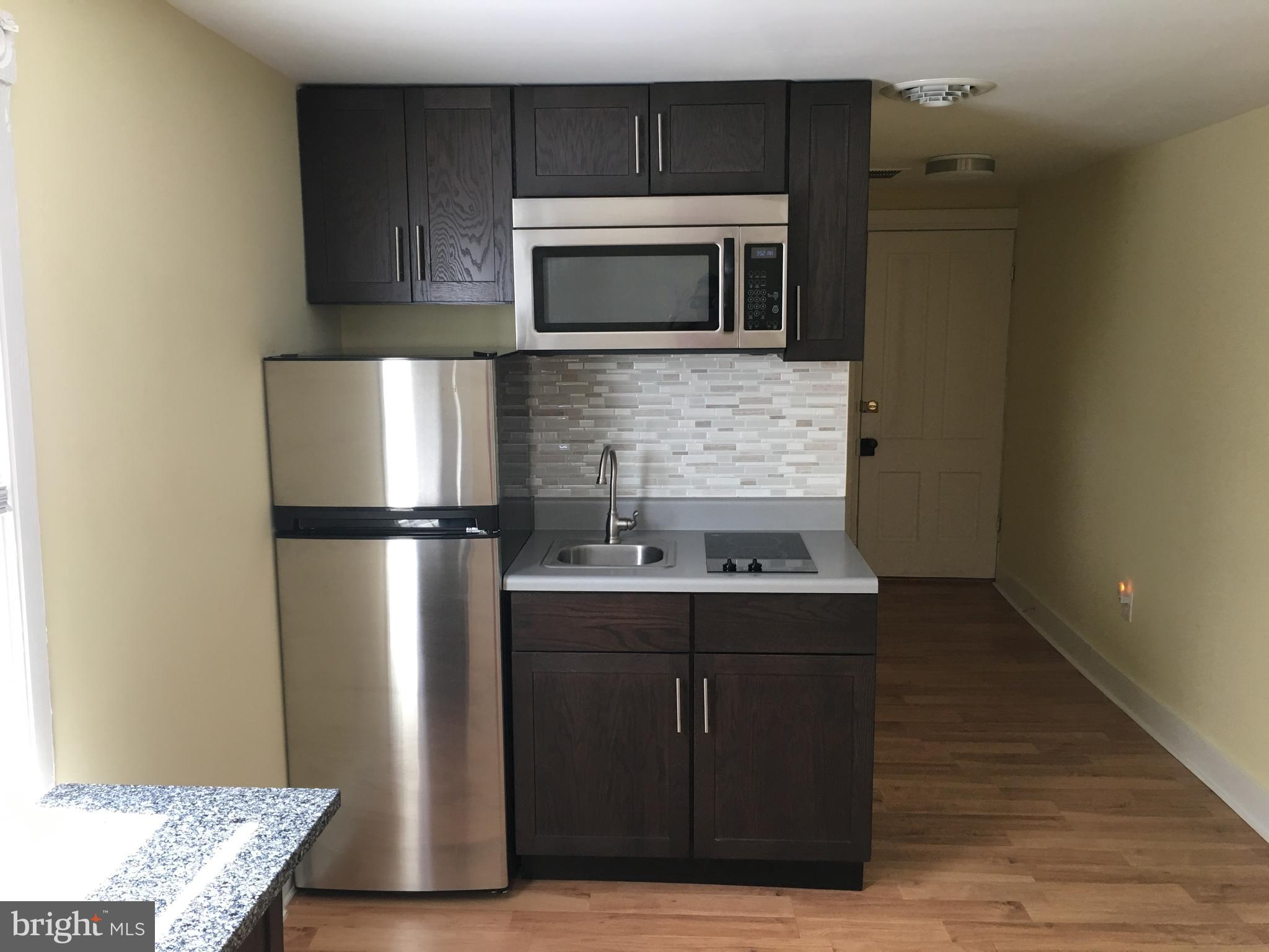 COLONIAL BEACH - Residential Lease