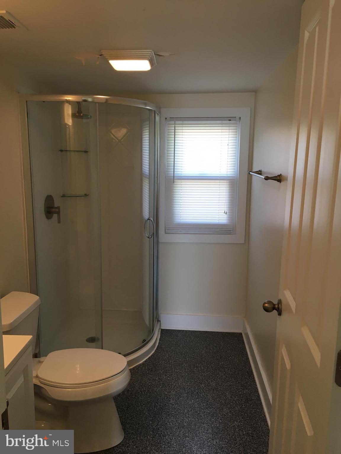 COLONIAL BEACH - Residential Lease