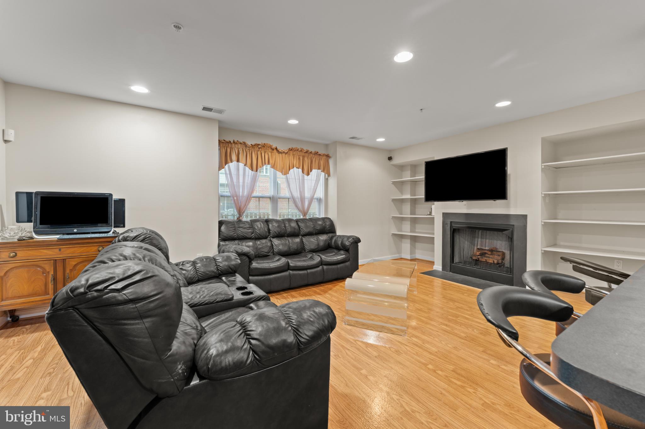 CONDOS AT THE RIDGE - Residential