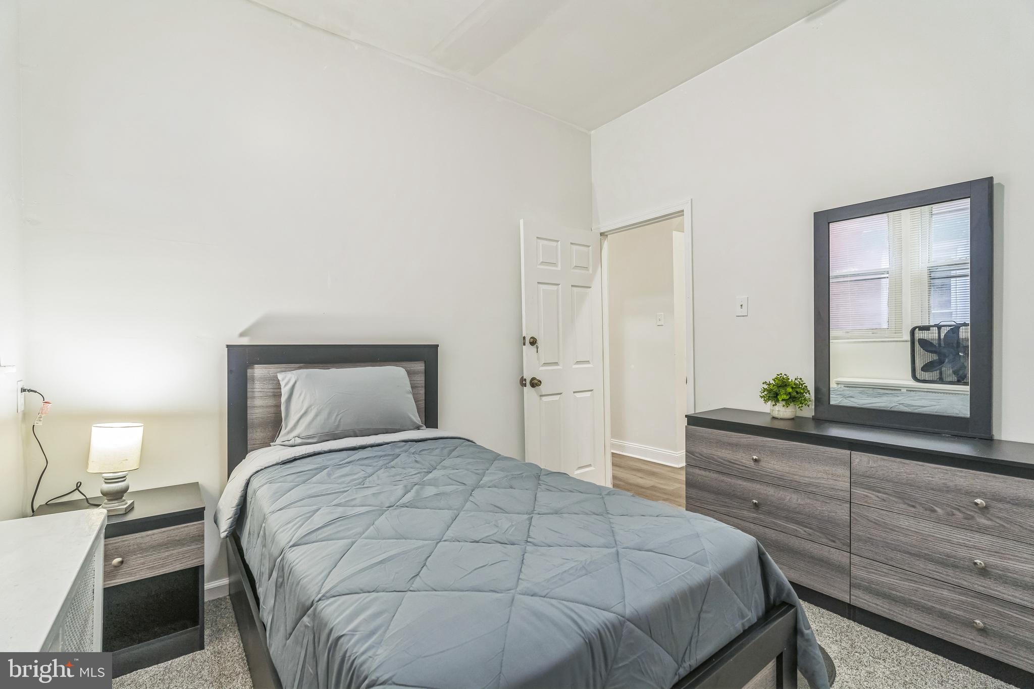 LOGAN - Residential Lease