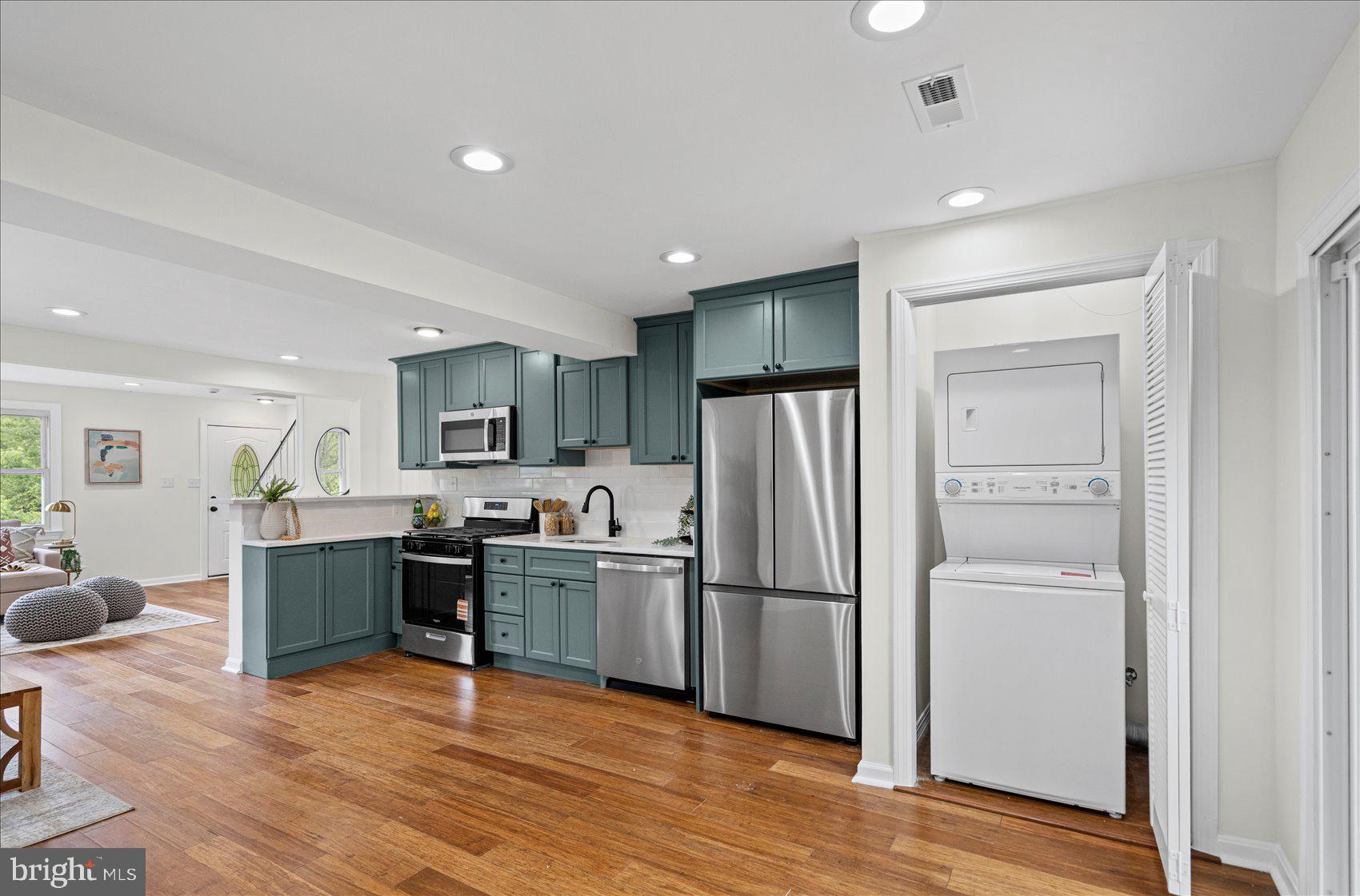 SILVER CREEK - Residential