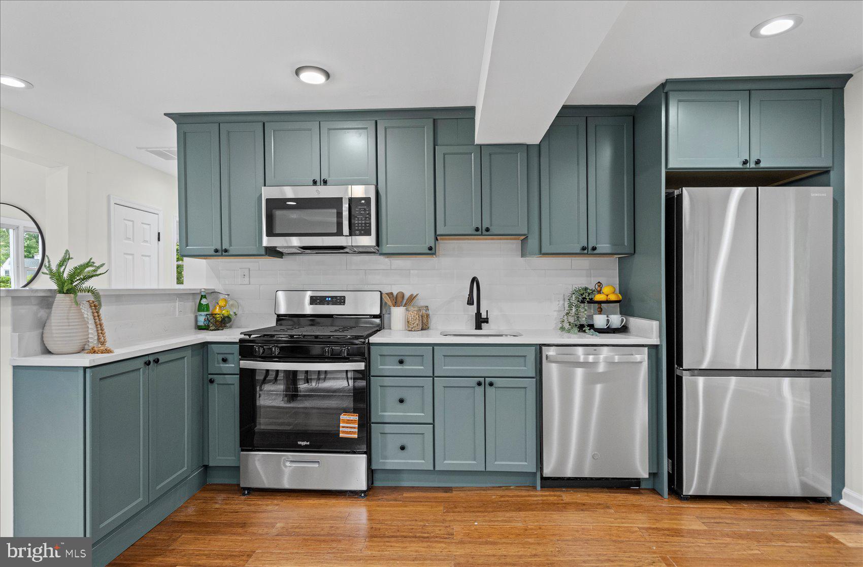 SILVER CREEK - Residential