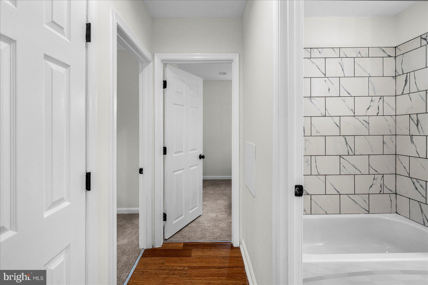 SILVER CREEK - Residential