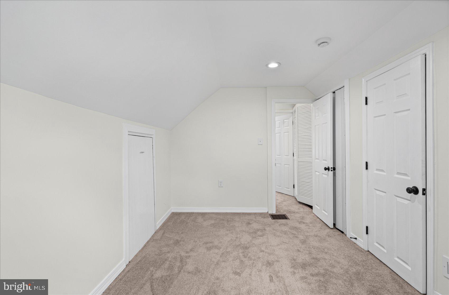 SILVER CREEK - Residential