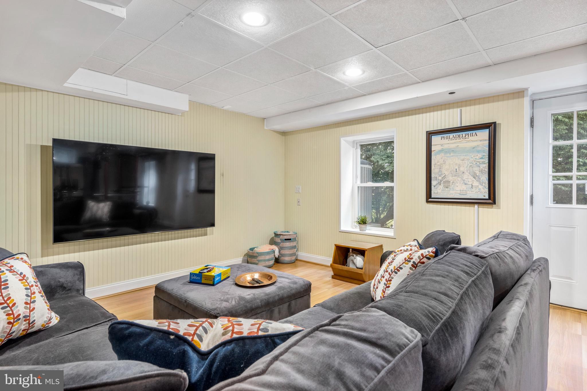 THE WOODS - Residential