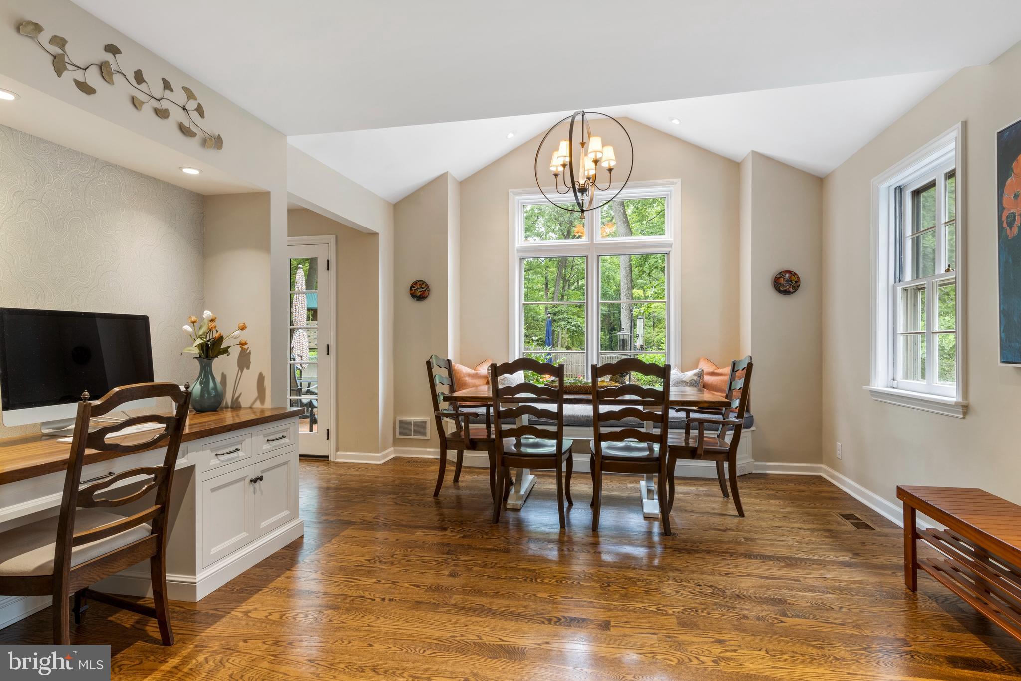 THE WOODS - Residential