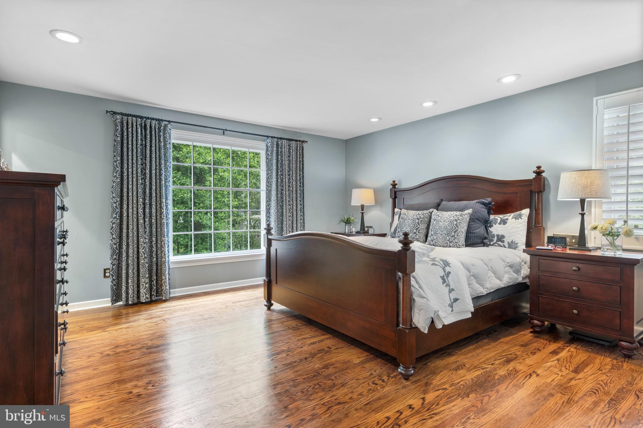 THE WOODS - Residential