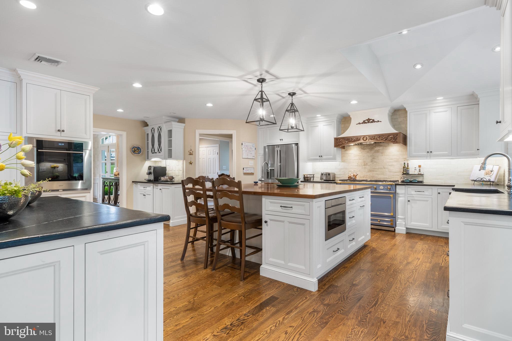 THE WOODS - Residential